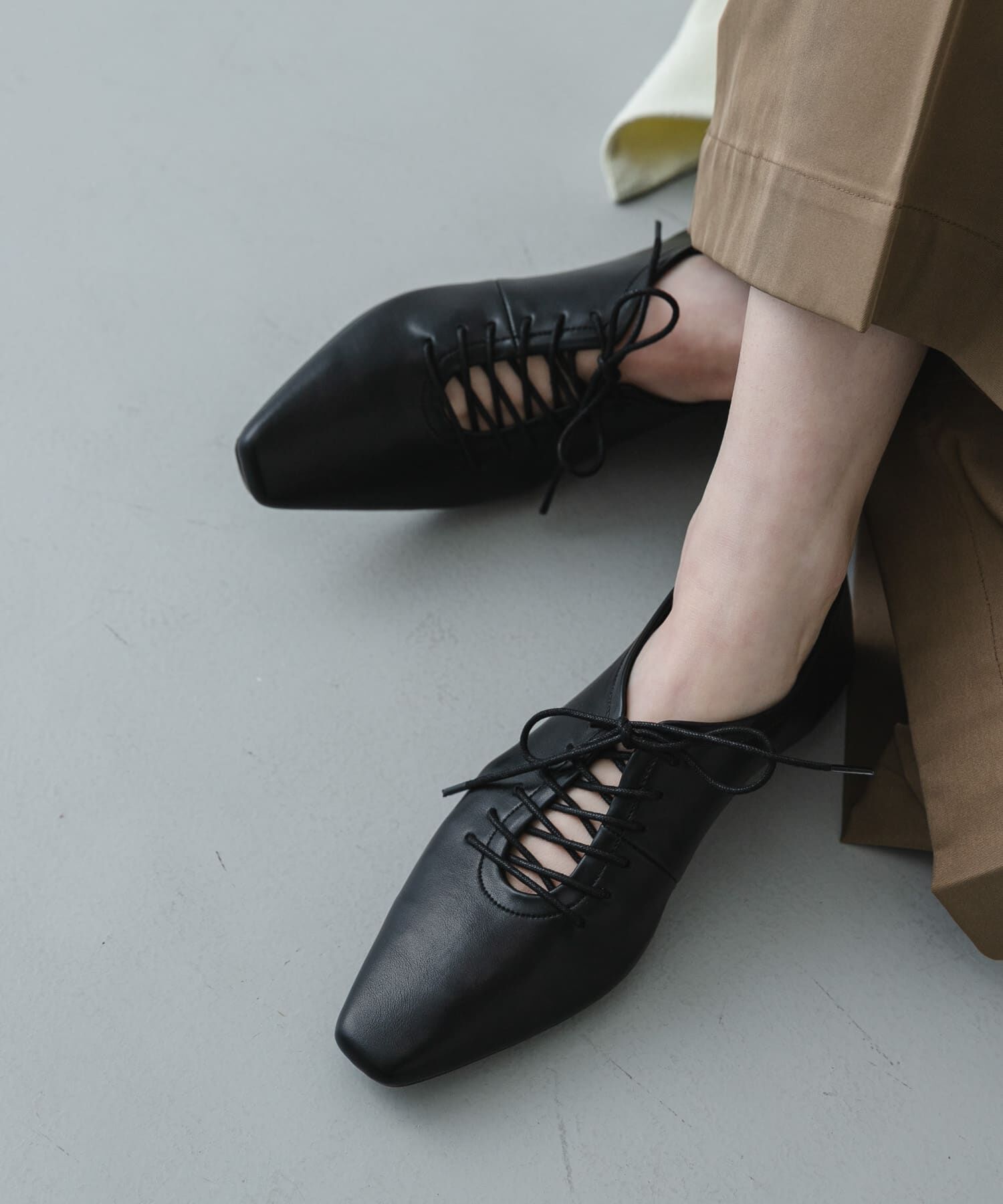 SENSE OF PLACE by URBAN RESEARCH「『抗菌』ギャザーレースアップシューズ」|その他|ブラック