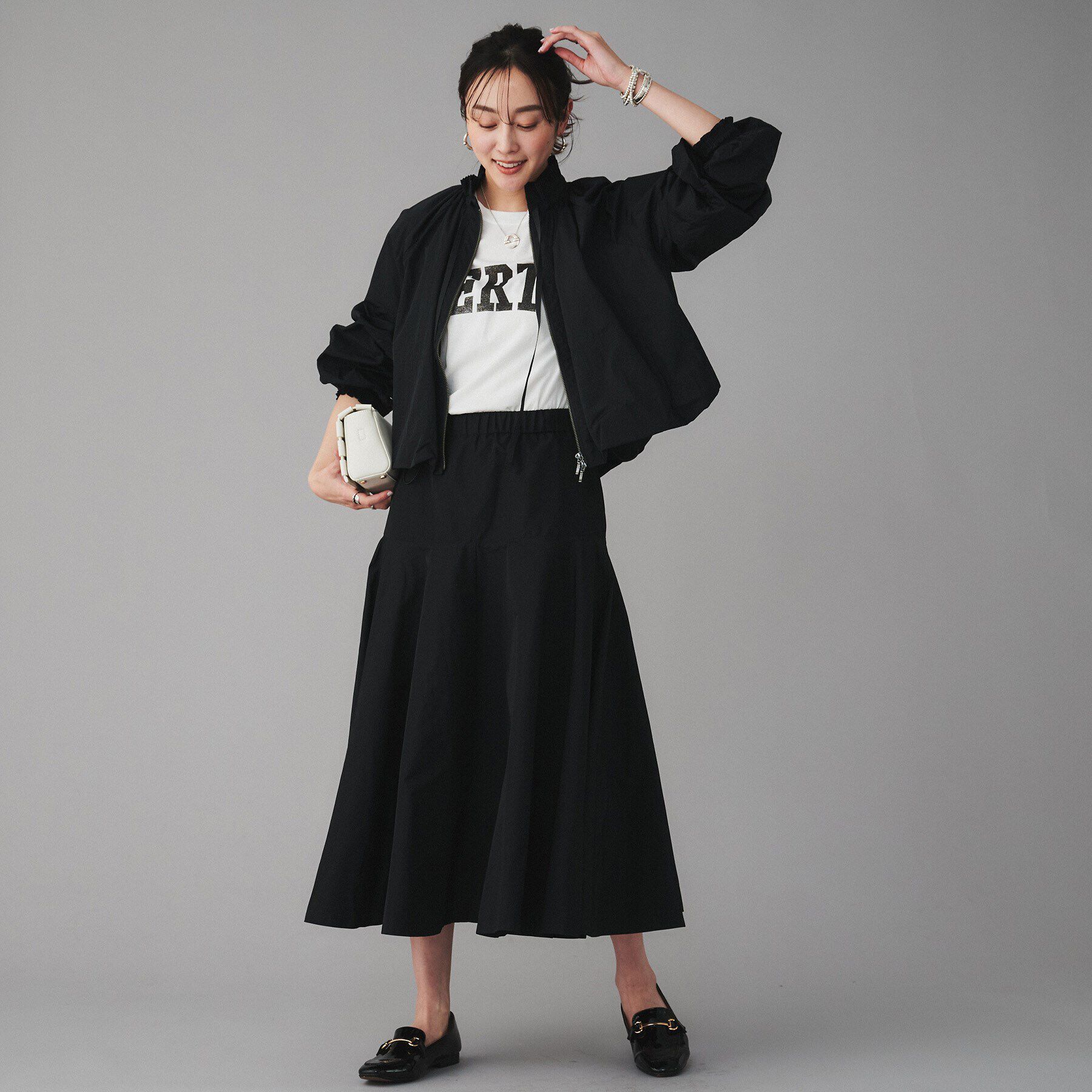 UNTITLED「【MARILYN MOON】プリーツナイロンシアーバルーンブルゾン」|ブルゾン・スタジャン|