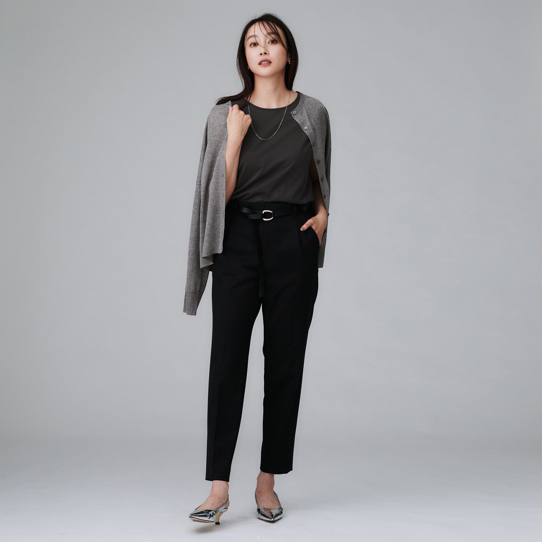 UNTITLED「【前後2WAY/アンサンブル可/ゆったり】シアーカーディガン」|カーディガン|