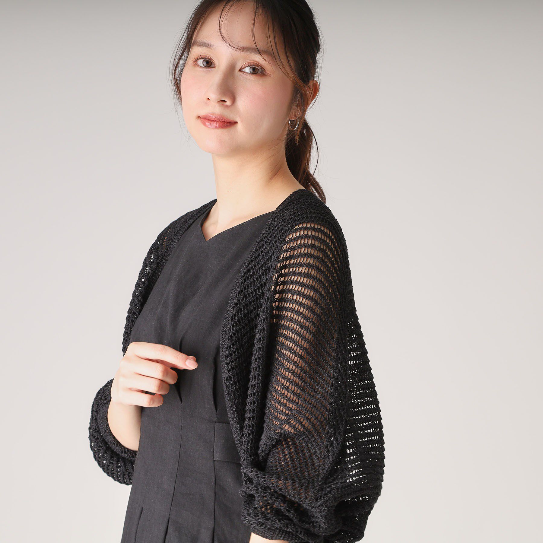 COUP DE CHANCE「【洗える／日本製】和紙混ショート丈ニットボレロ」|カーディガン|ブラック(019)