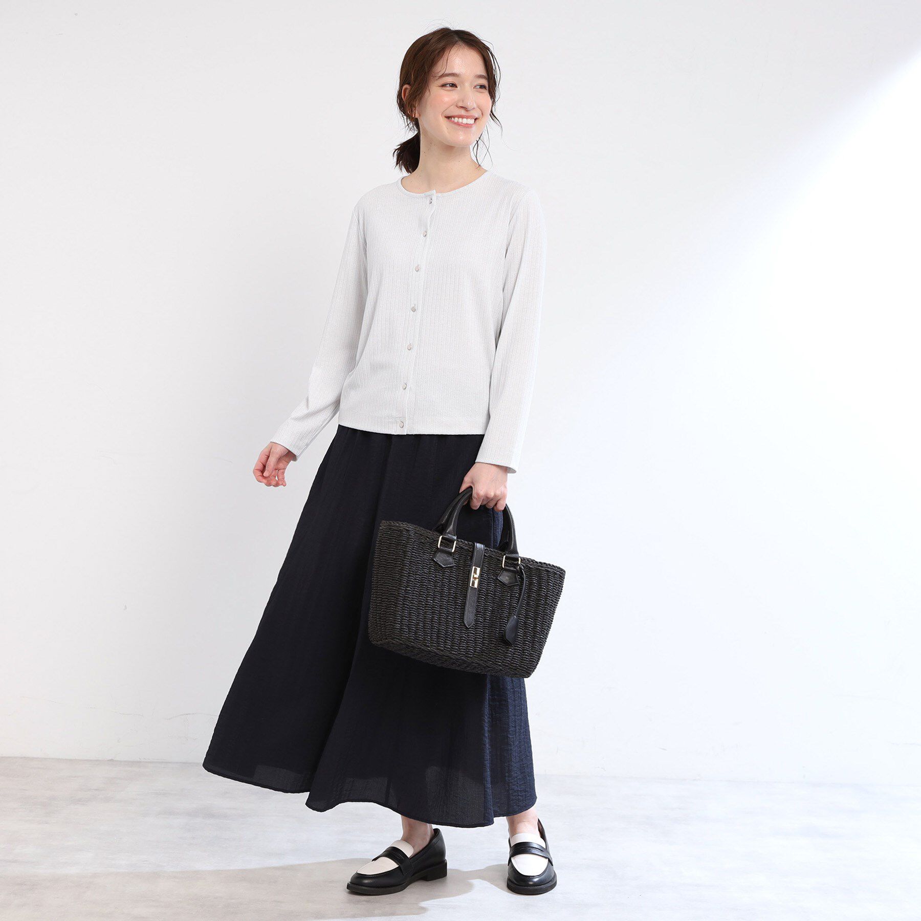 Reflect「【手洗い可／一枚着でも◎】ラメ入りドット風ボタンカーディガン」|カーディガン|