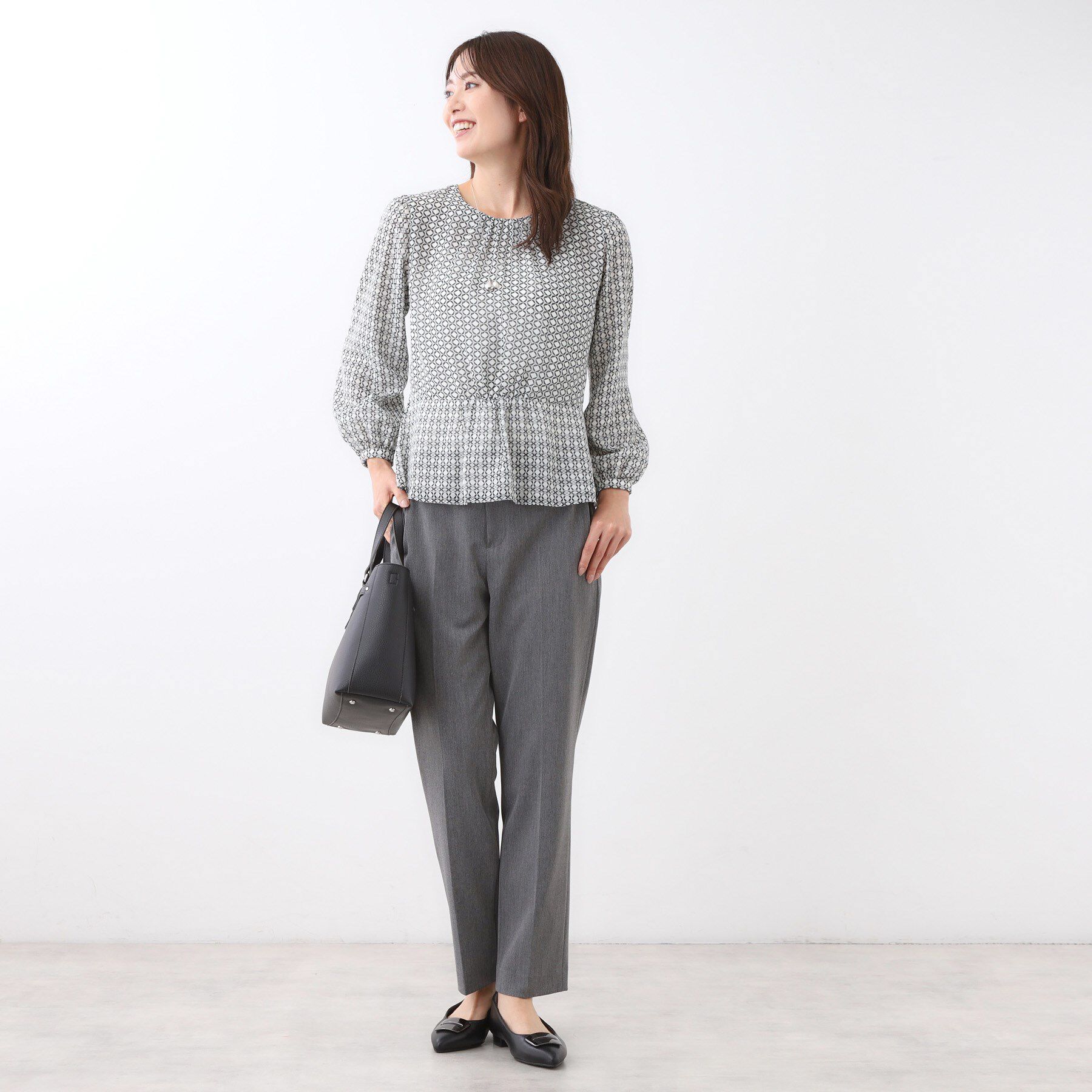 Reflect「【きちんと見え／セットアップ可／通勤におすすめ◎】ペプラムプリントブラウス」|シャツ・ブラウス|