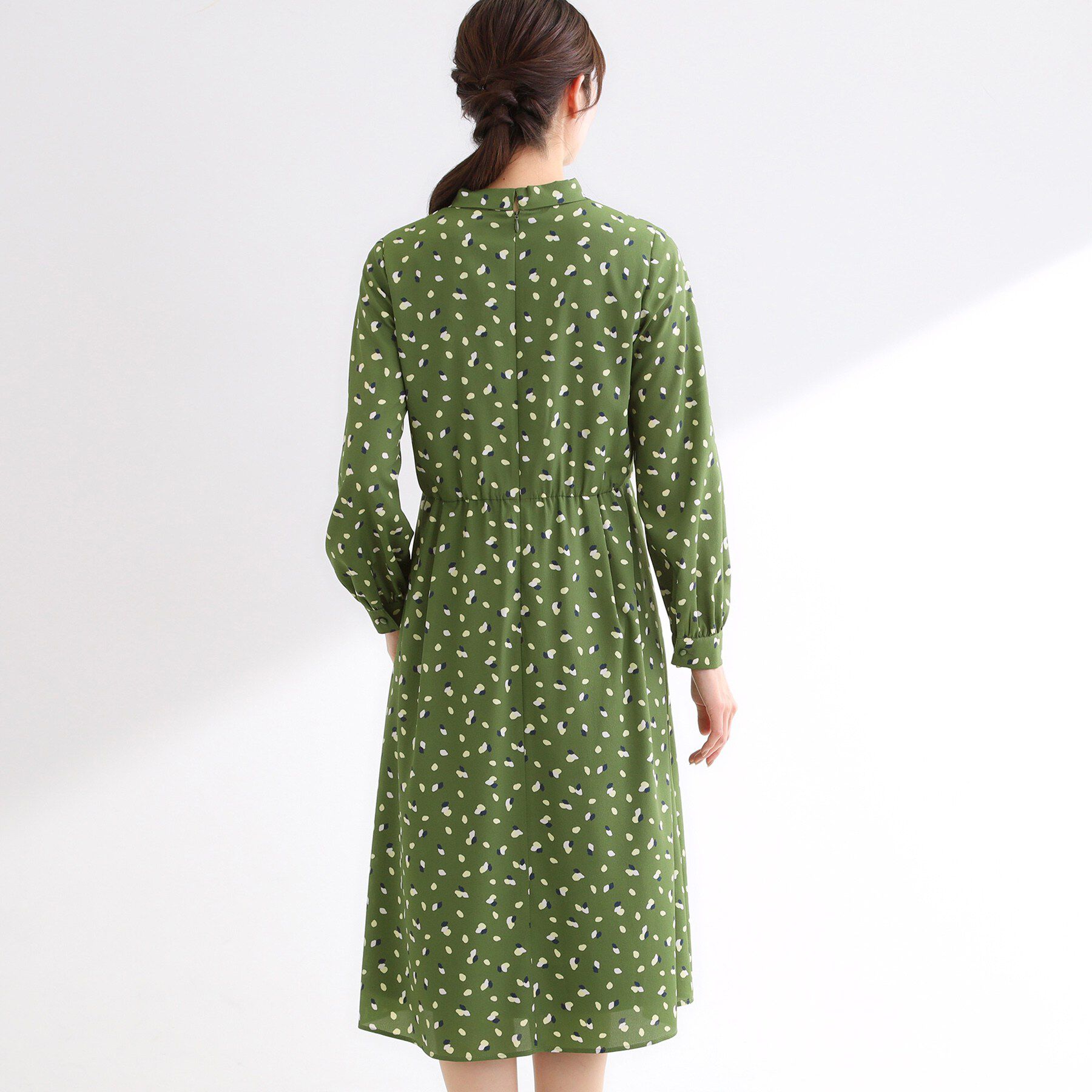 Reflect「【セレモニー／通勤／おでかけに◎】フラワープリントボウタイワンピース」|ワンピース|