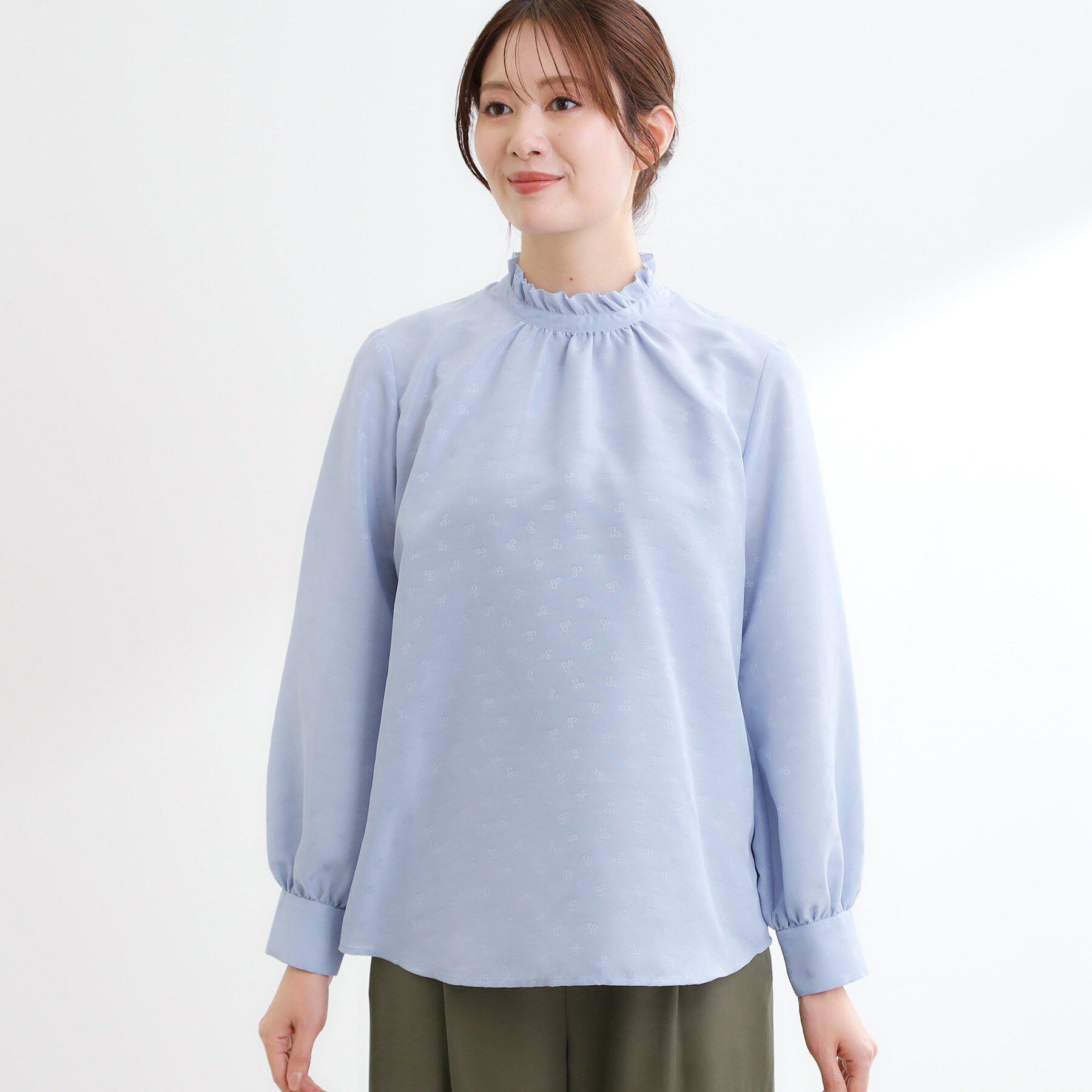 Reflect「フリルネックサテンジャカードブラウス」|シャツ・ブラウス|