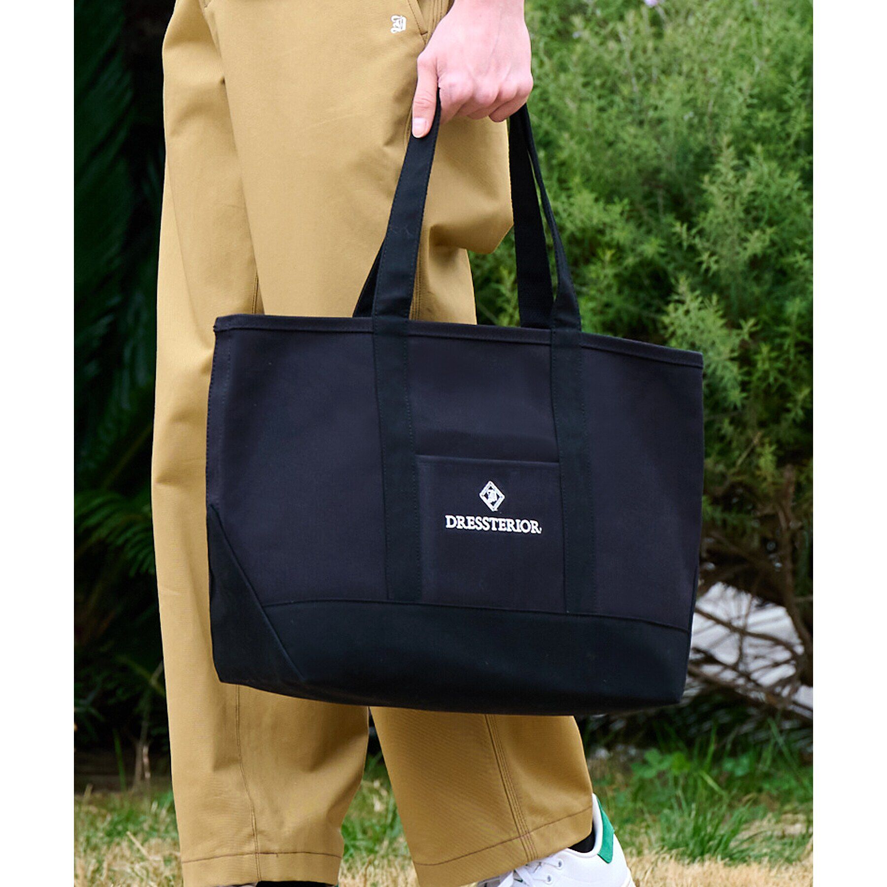 DRESSTERIOR「【CLASSY.5月号掲載】ドレステリア キャンバストートバッグ（M）」|トートバッグ|ﾌﾞﾗｯｸ(019)