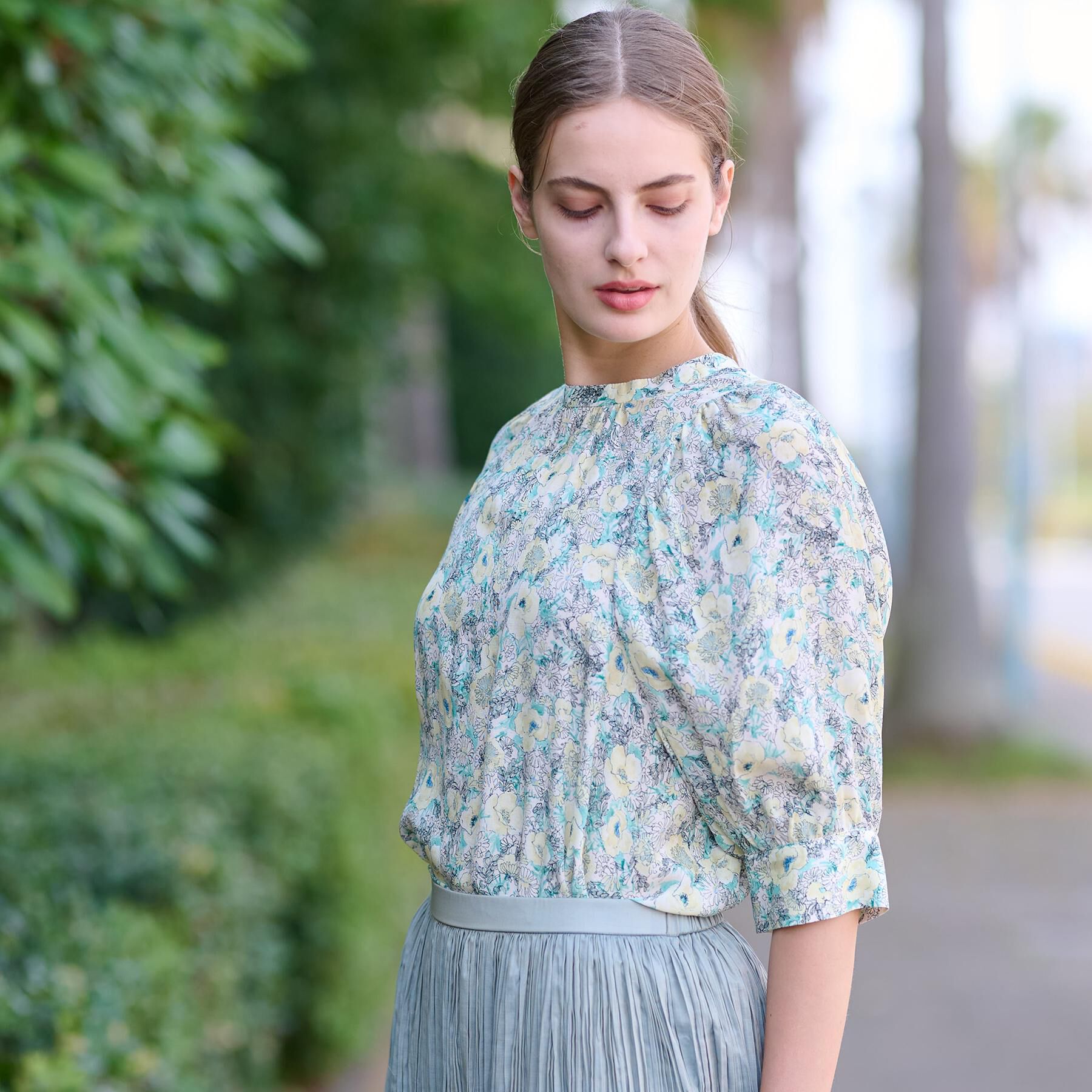 DRESSTERIOR「【着映え／花柄】フラワープリントボリュームスリーブブラウス」|シャツ・ブラウス|