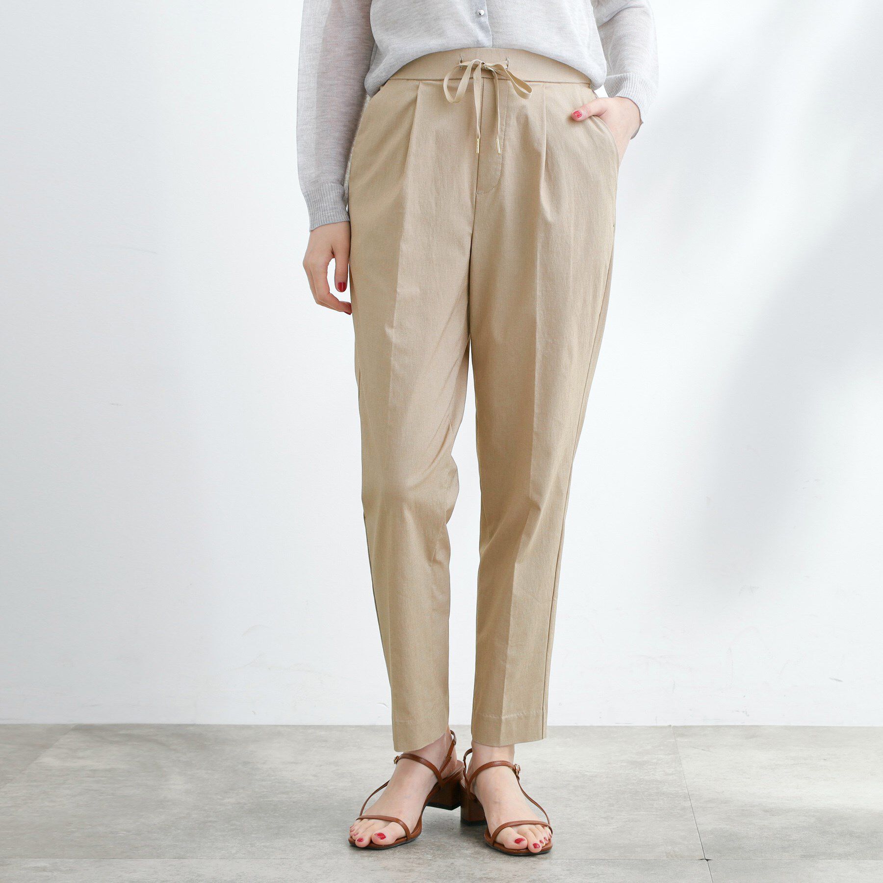 grove「キレイも動きやすさも　美脚見えハイパーストレッチパンツ」|その他|ベージュ(052)