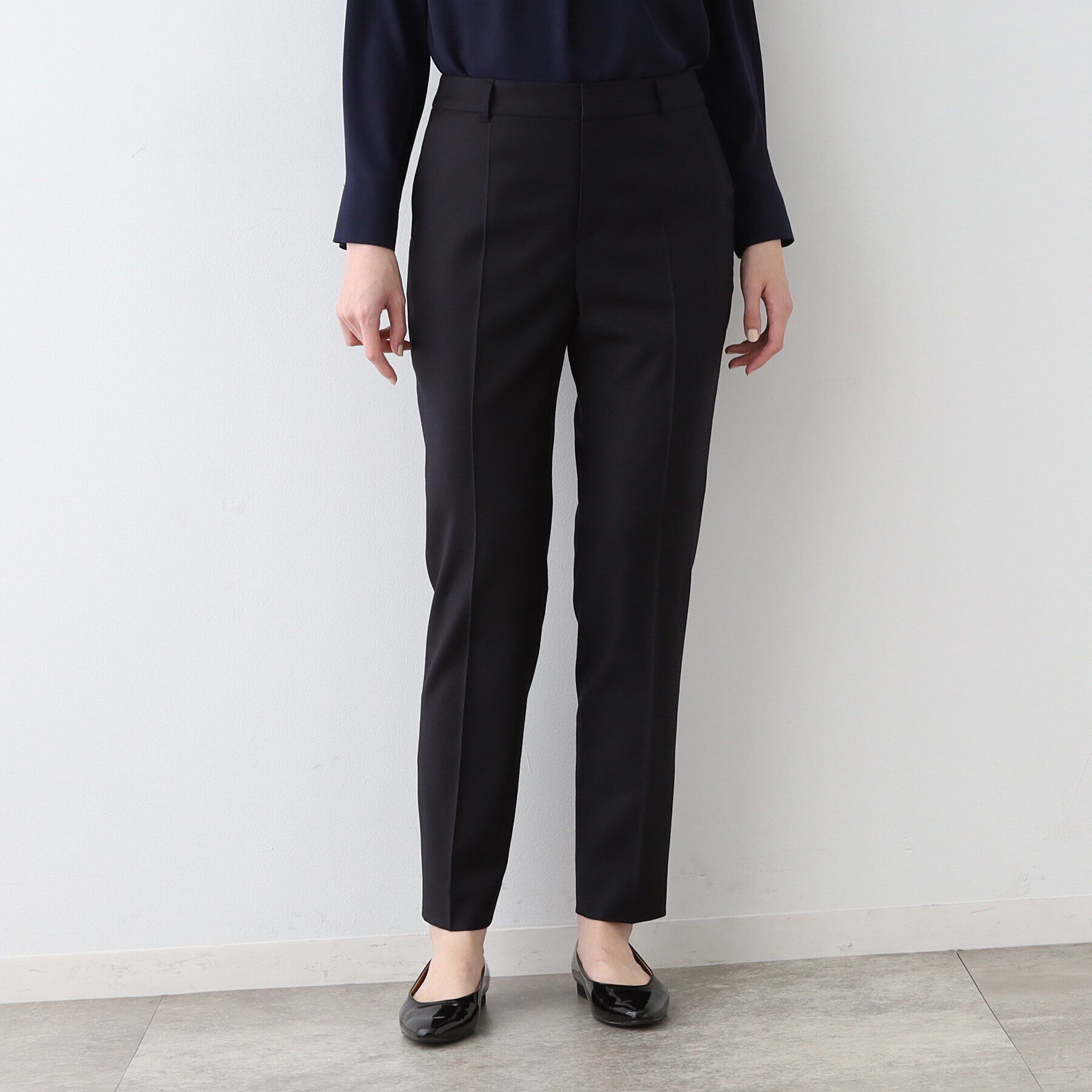 INDIVI「【日本製／インポート素材】ウールストレッチ テーパードパンツ」|スーツ|