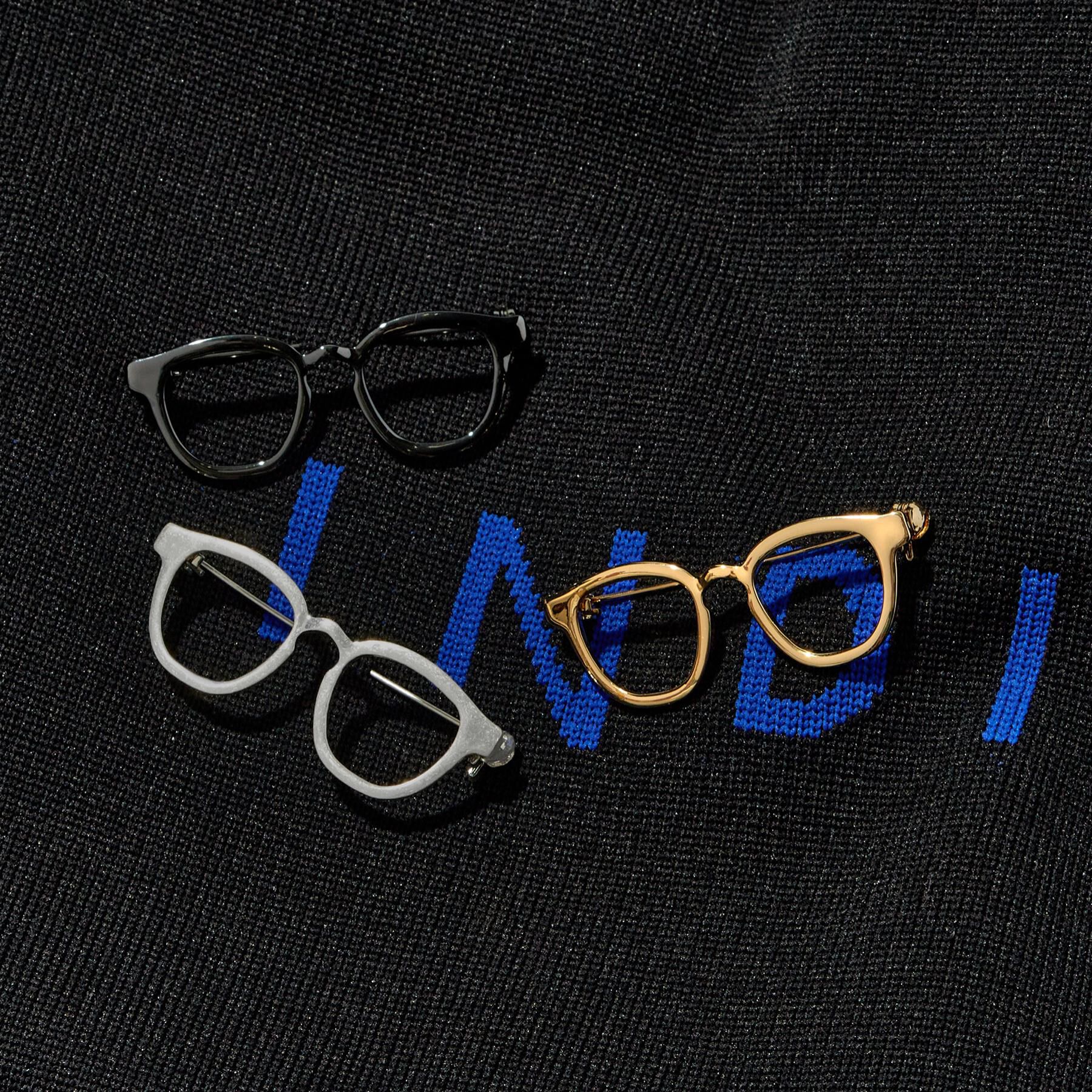 INDIVI「メガネモチーフブローチ」|ブローチ・コサージュ|