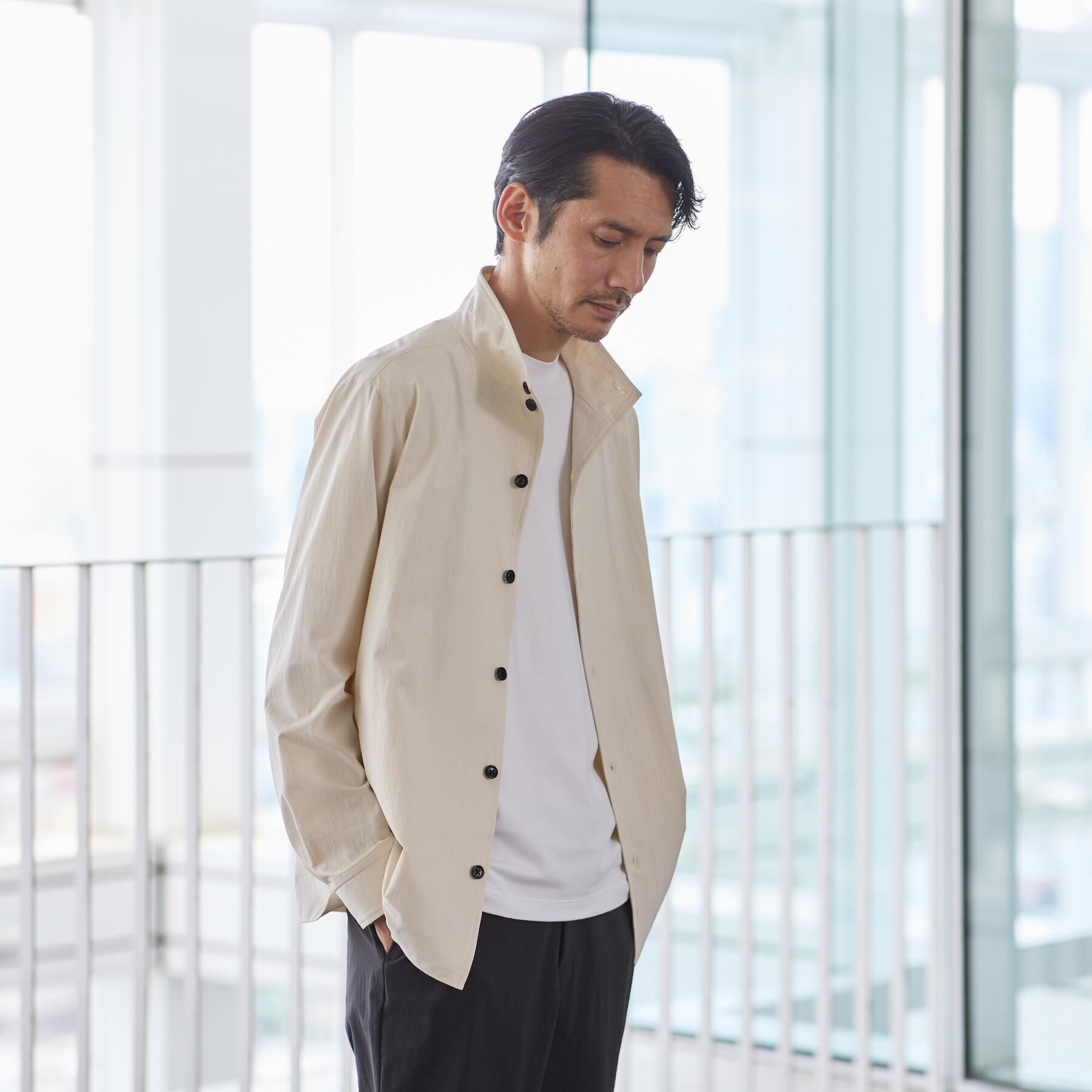 TAKEO KIKUCHI「【3D ナイロン ストレッチ】スタンドカラー シャツブルゾン」|ブルゾン・スタジャン|