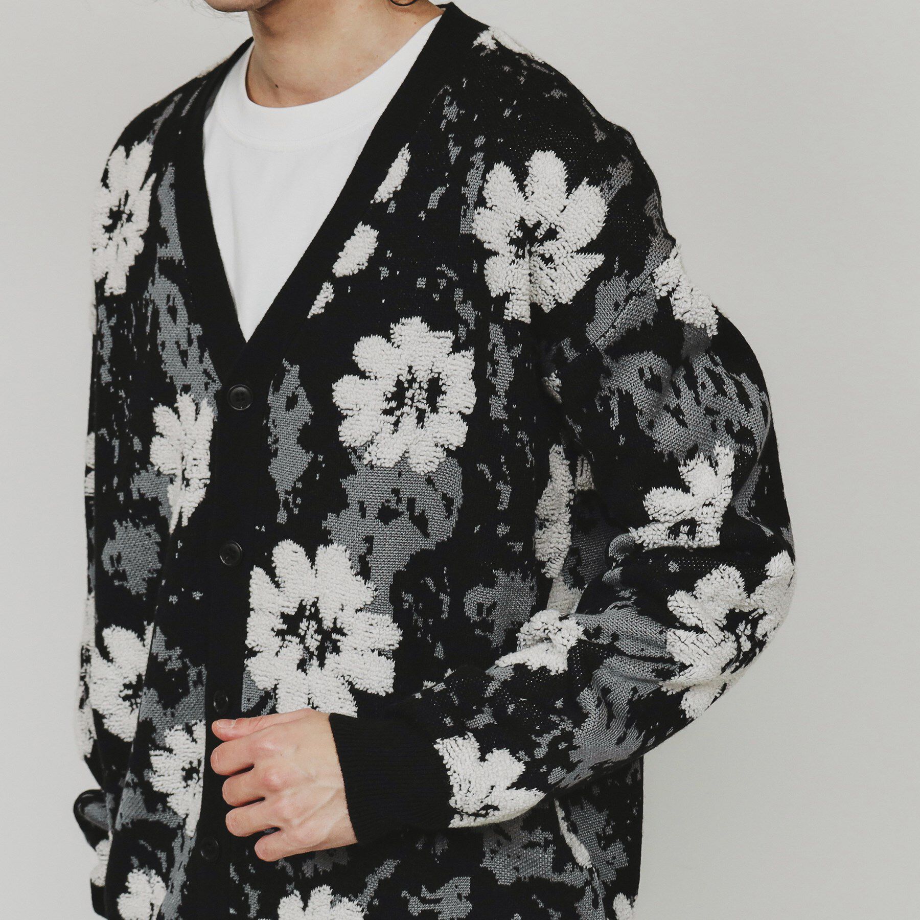 tk.TAKEO KIKUCHI「フラワージャカードカーディガン」|カーディガン|
