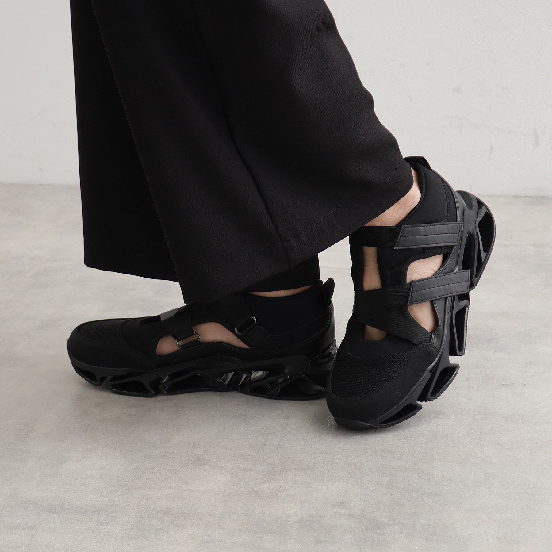 tk.TAKEO KIKUCHI「アクションソールスニーカーサンダル」|サンダル|