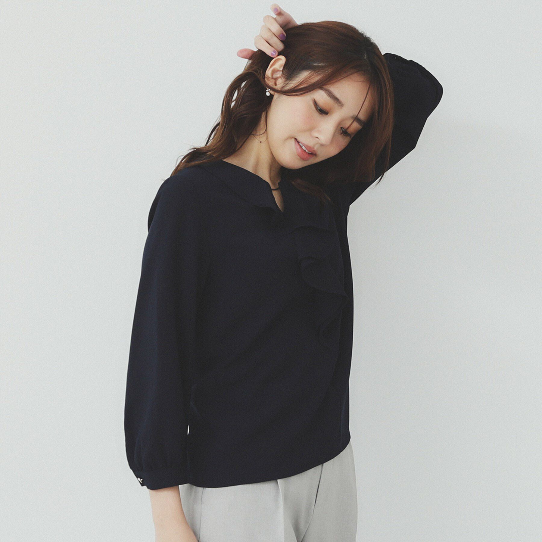 index「フリルバーデザインブラウス【洗濯機洗い可/イージーアイロン/防シワ】」|シャツ・ブラウス|ネイビー(094)