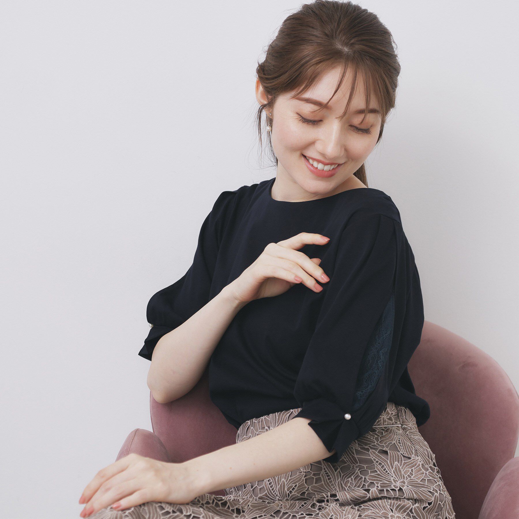 index「レースドッキングスリーブトップス【洗濯機洗い可/UVケア】」|Tシャツ・カットソー|ネイビー(094)