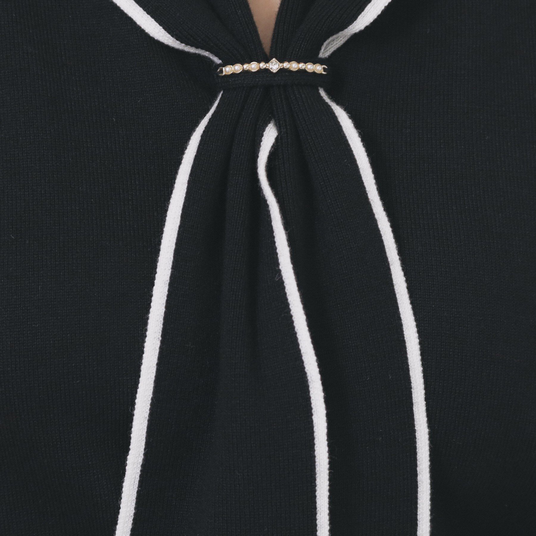 index「ゴールドパーツ付きボウタイニット【洗濯機OK】《10col/XS～LL》」|ニット・セーター|