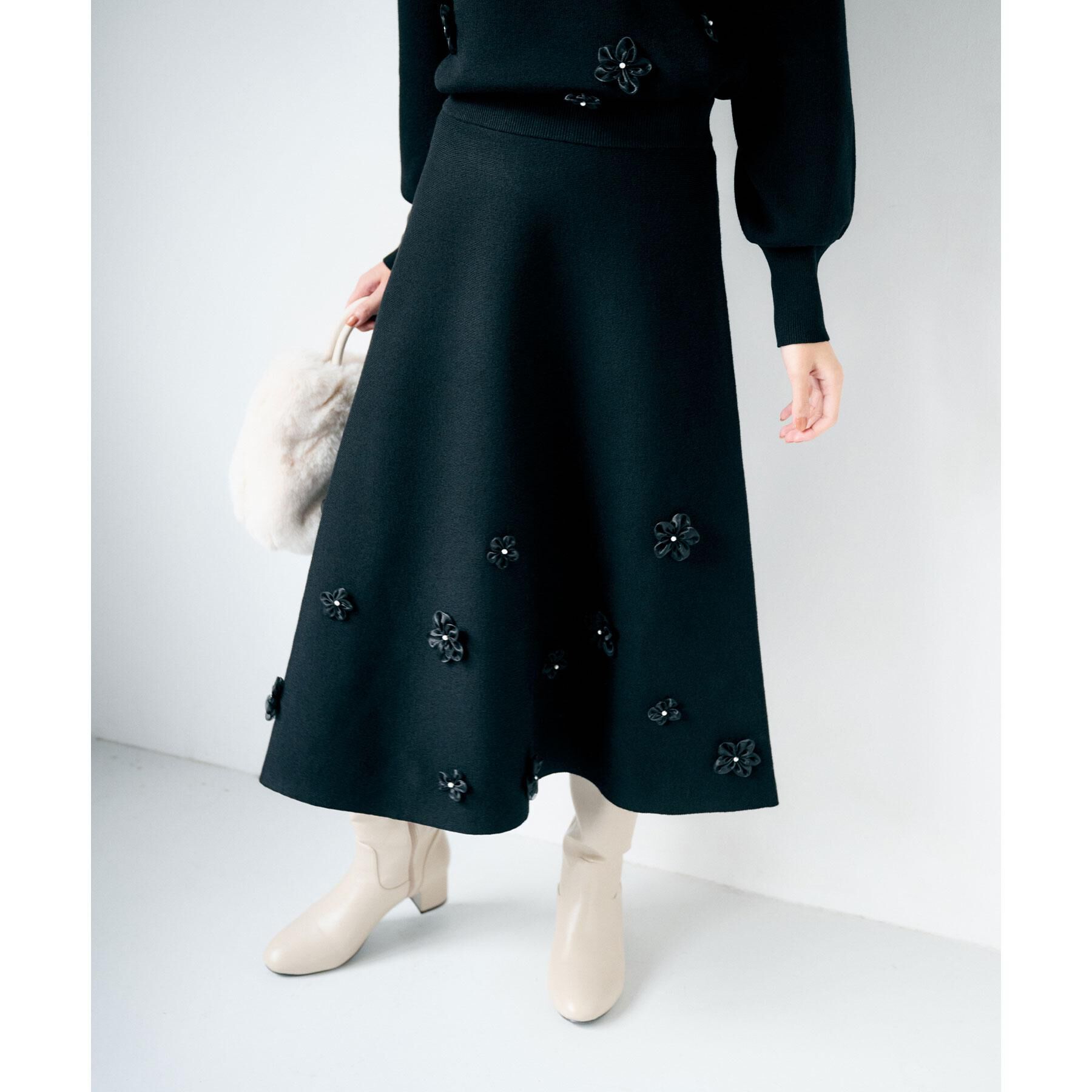 index「フラワーモチーフニットフレアスカート【洗える】」|スカート|