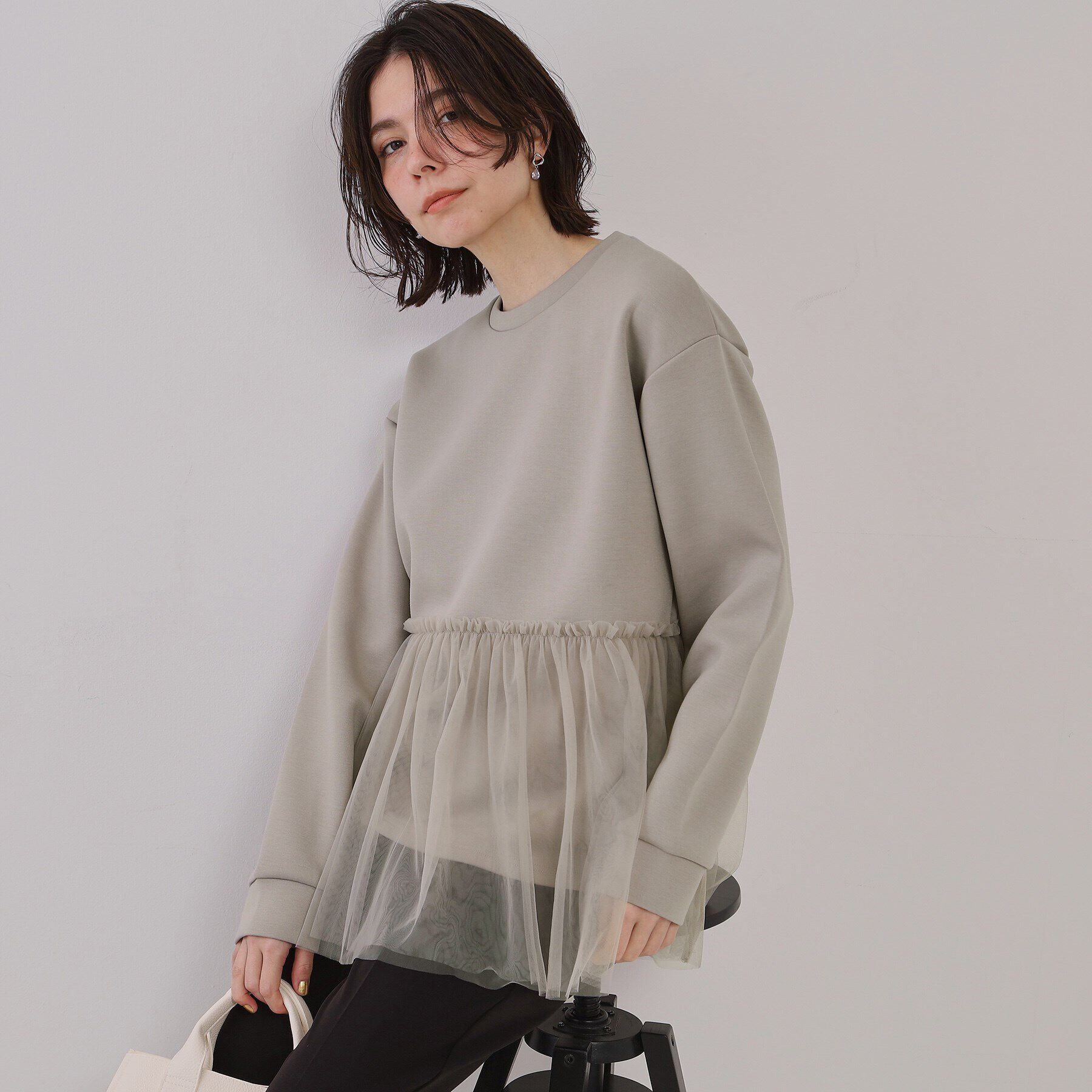 OPAQUE.CLIP「チュールドッキングペプラムトップス【洗濯機洗い可】」|Tシャツ・カットソー|グレージュ(050)