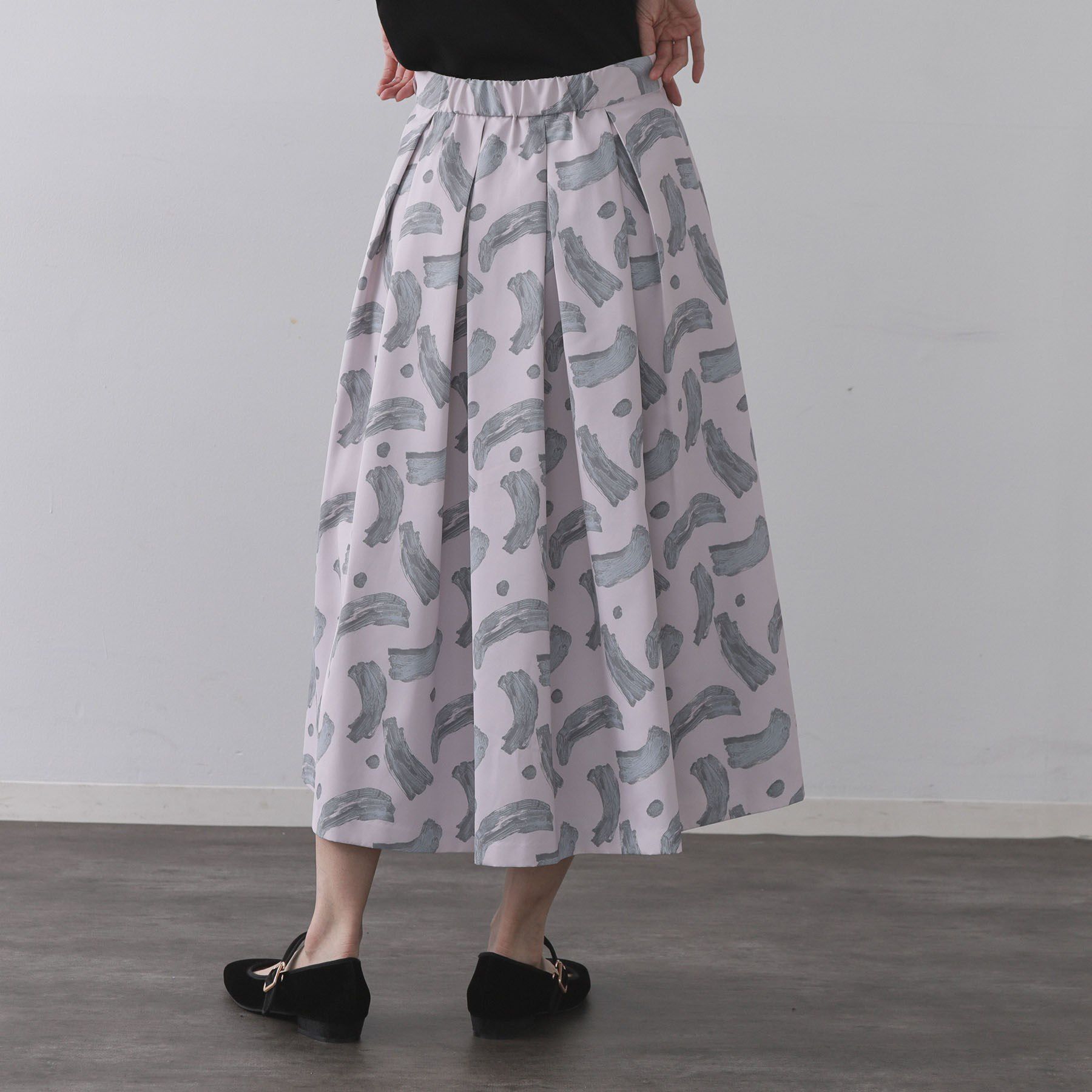 OPAQUE.CLIP「ブラッシュ柄タックフレアスカート【洗濯機洗い可】」|スカート|