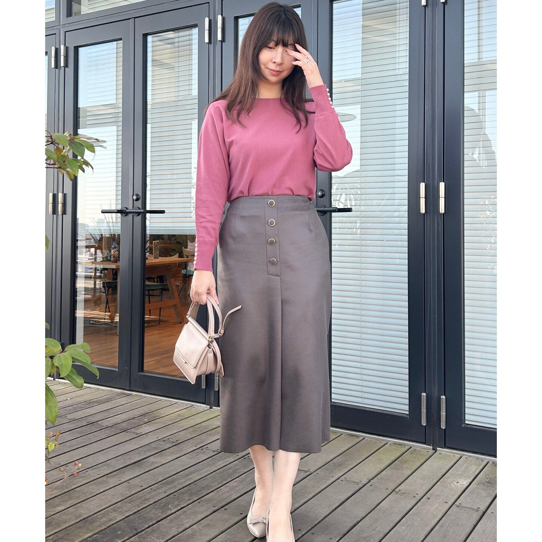 Couture broach「【体のラインを拾いにくい・お仕事にも】マシュマロスエード調タイト」|スカート|