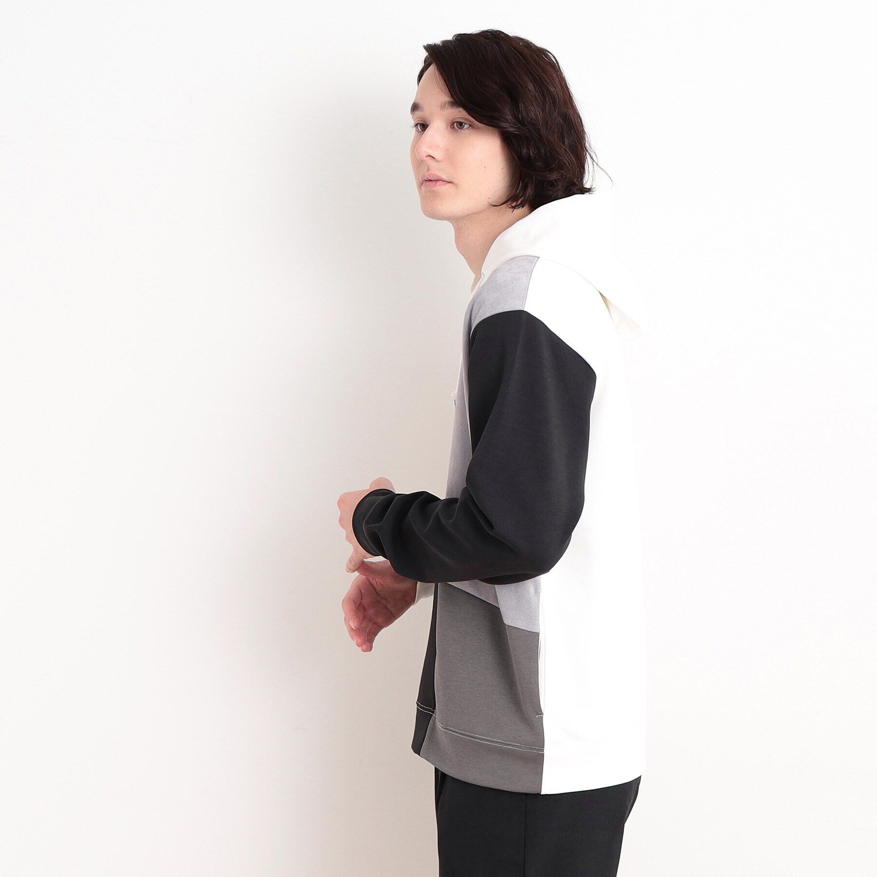 THE SHOP TK「異素材ブロッキングダンボールパーカ」|パーカー|