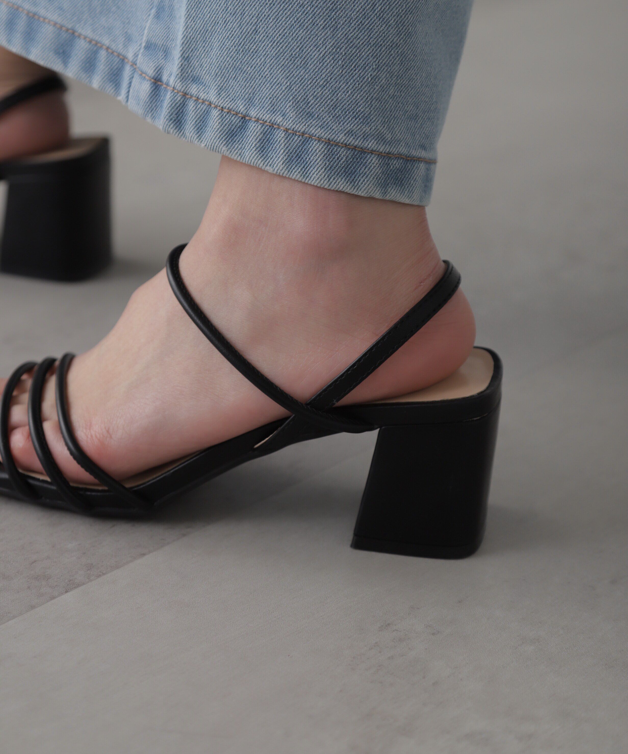  「ストラップサンダル」|その他|