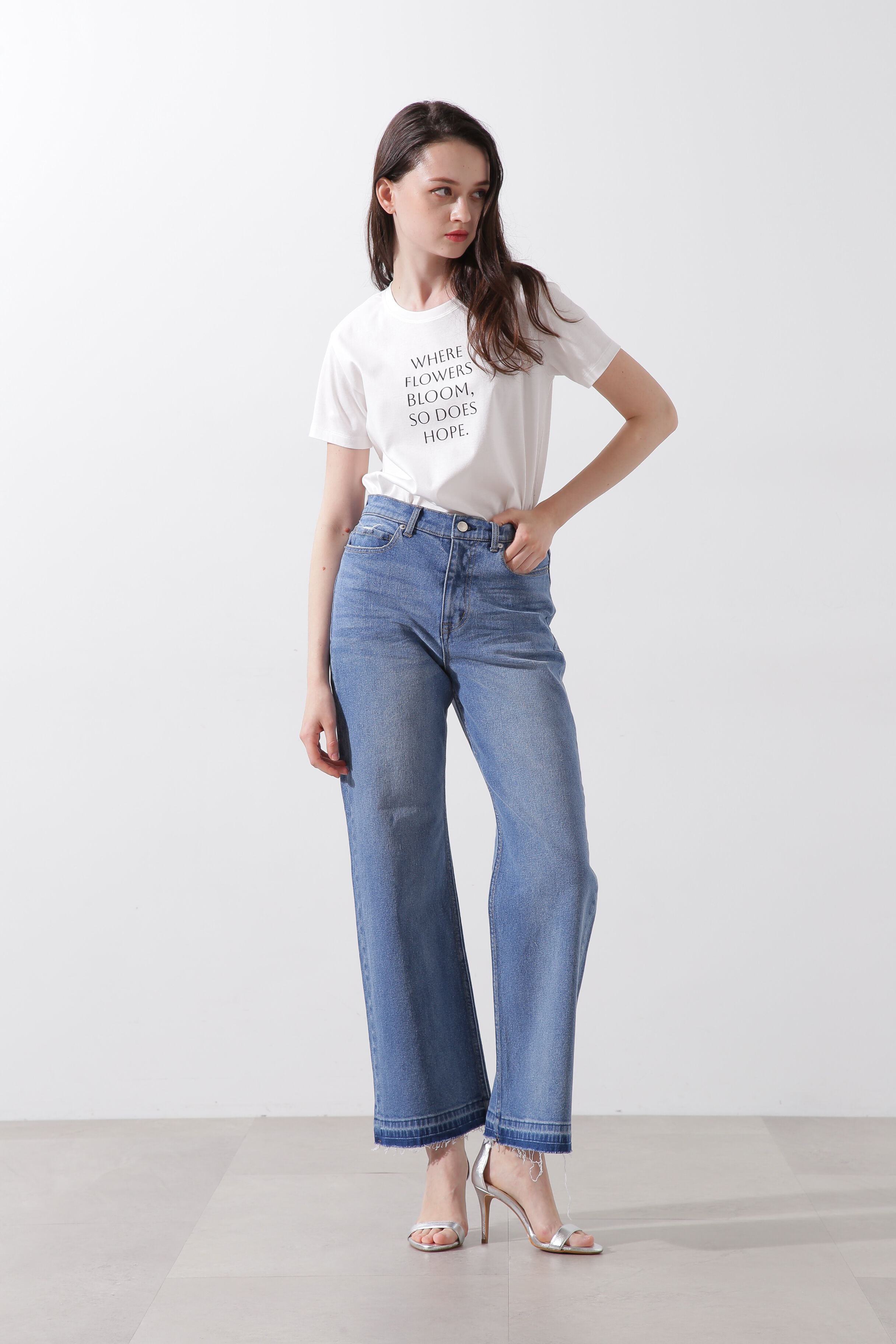  「◆Ｗｈｅｒｅ　ｆｌｏｗｅｒｓ　ｂｌｏｏｍ　Ｔシャツ」|Tシャツ・カットソー|