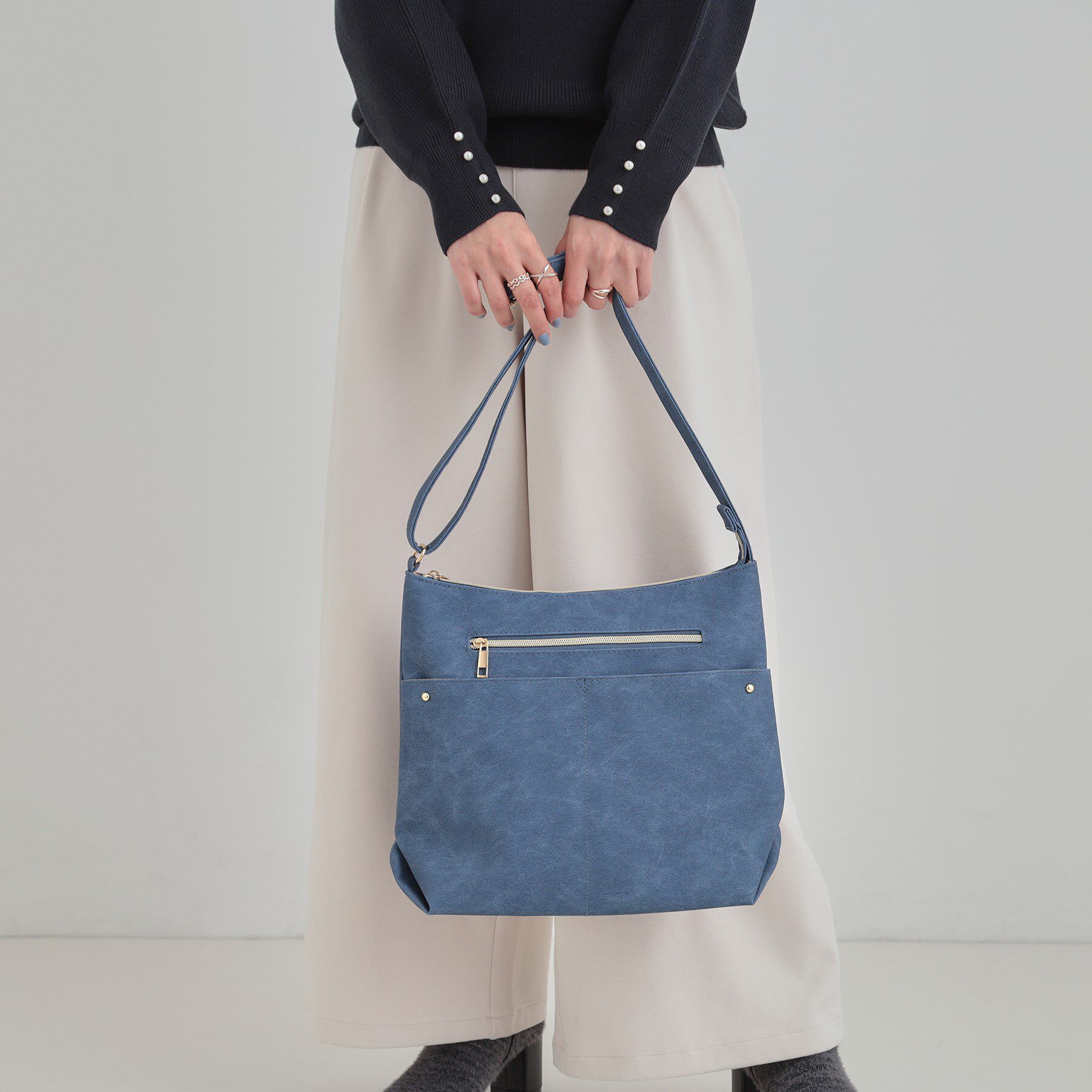 SHOO･LA･RUE「フロントWポケットショルダーバッグ」|ショルダー・メッセンジャー|