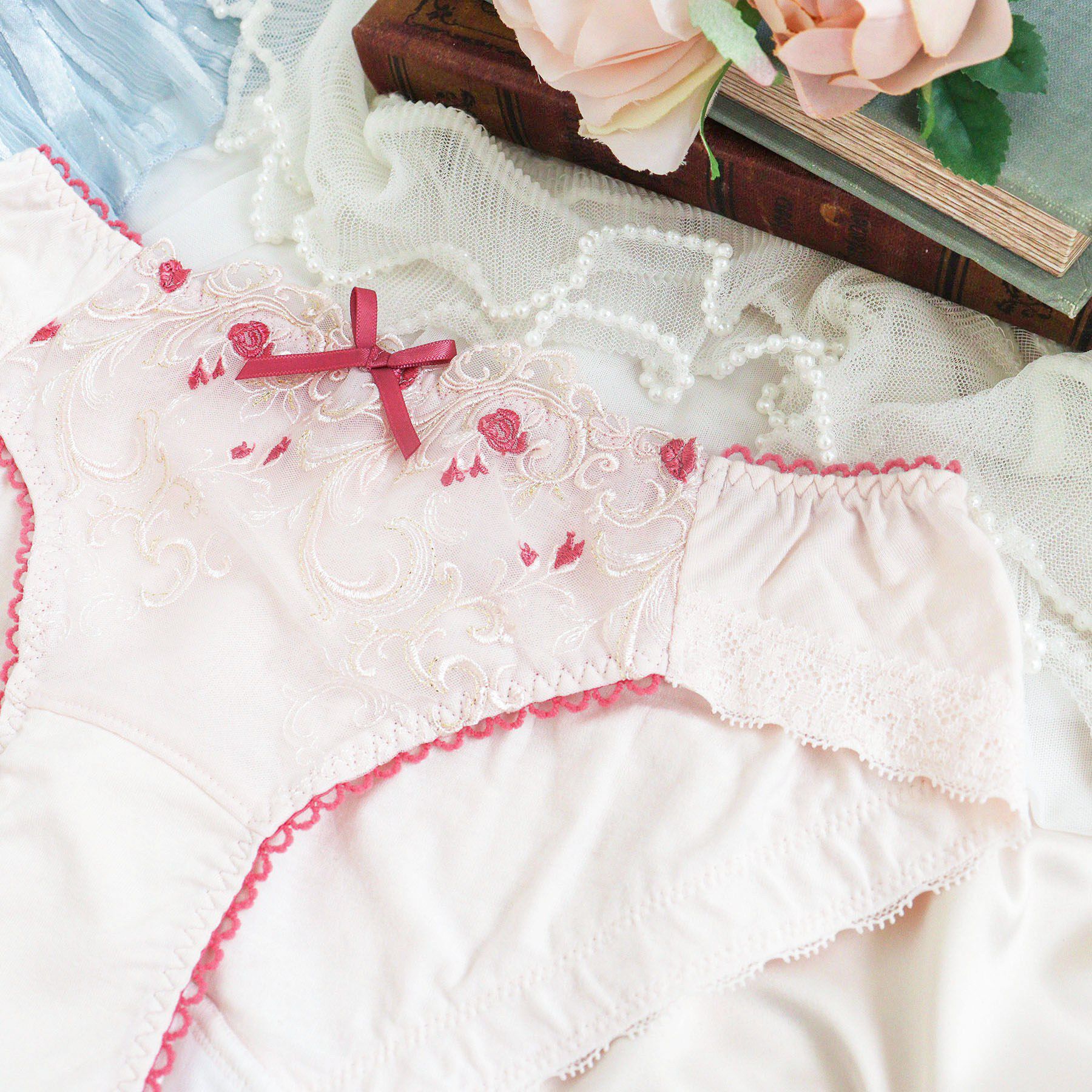 Risa Magli「シュテファニ サニタリー」|インナー|