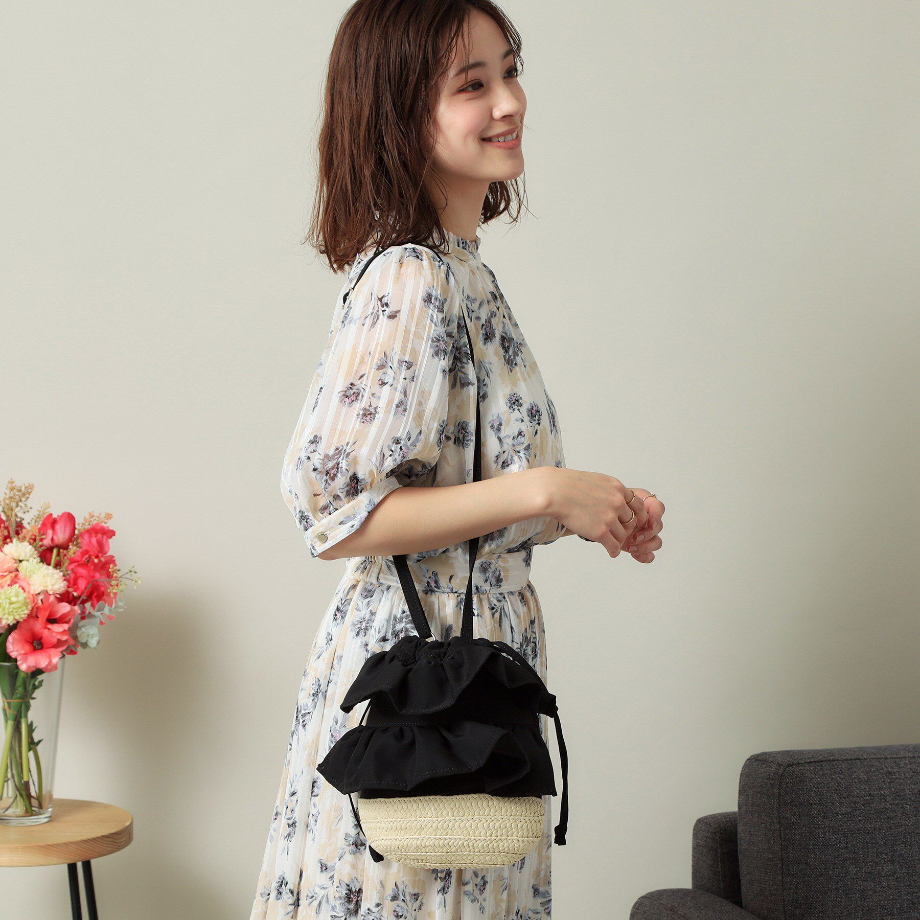 ITS&rsquo;DEMO「雑材フリルコンビ巾着ショルダー」|ショルダー・メッセンジャー|