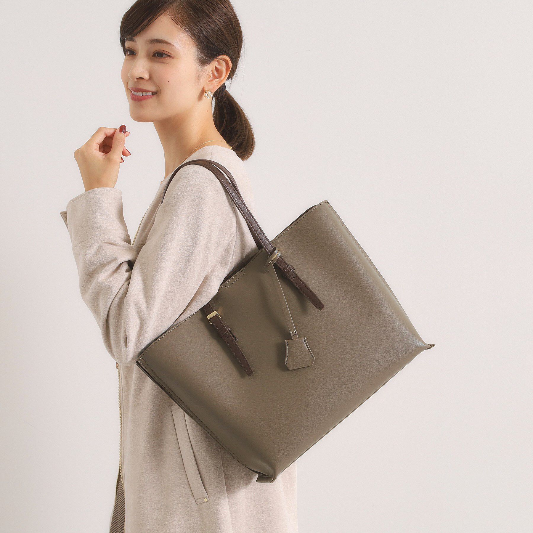 ITS&rsquo;DEMO「【通勤】軽量合皮A4トート」|トートバッグ|