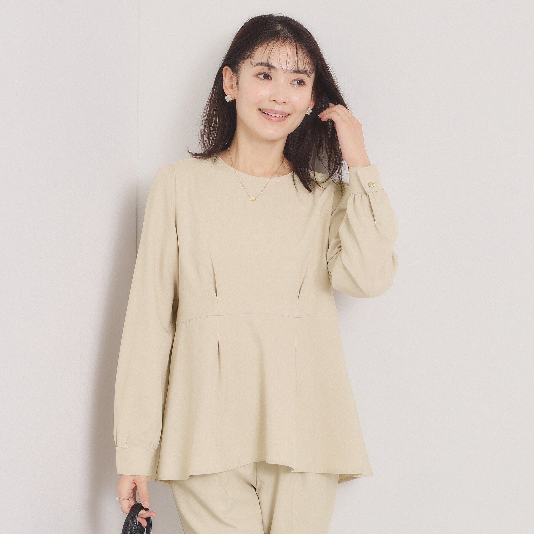 ITS&rsquo;DEMO「【入卒／洗濯機OK／イージーケア】ツイルストレッチペプラムブラウス」|シャツ・ブラウス|