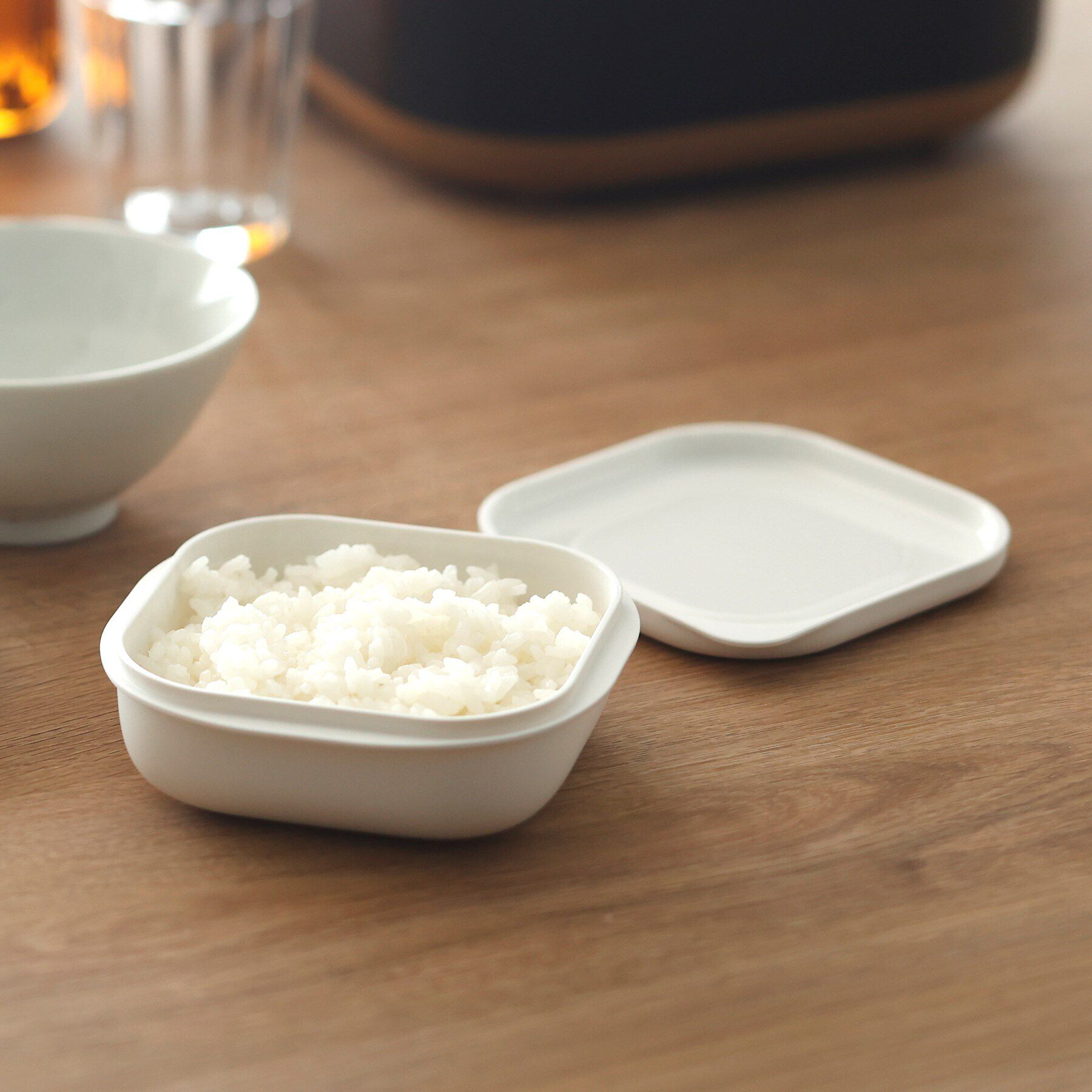 212 KITCHEN STORE「極 冷凍ごはん容器 WH <marna マーナ>」|食器・キッチングッズ|