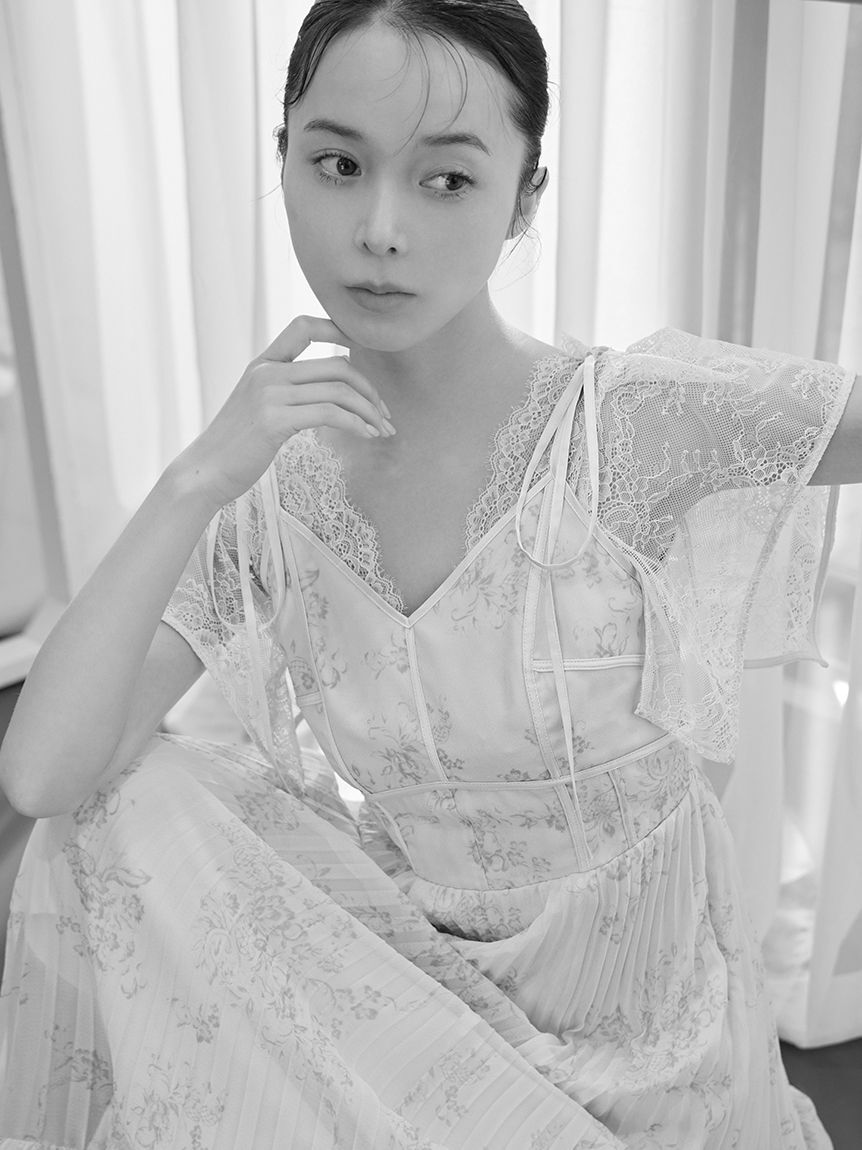 SNIDEL「【Chacott】コラボフラワーレースワンピース」|ワンピース|