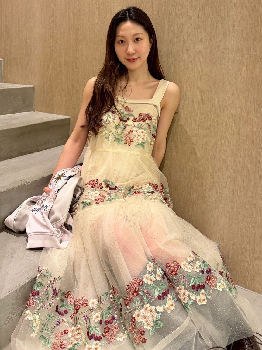 LILY BROWN「【LILY BROWN&times;KEITA MARUYAMA】エンブロイダリーチュールドレス」|ドレス|