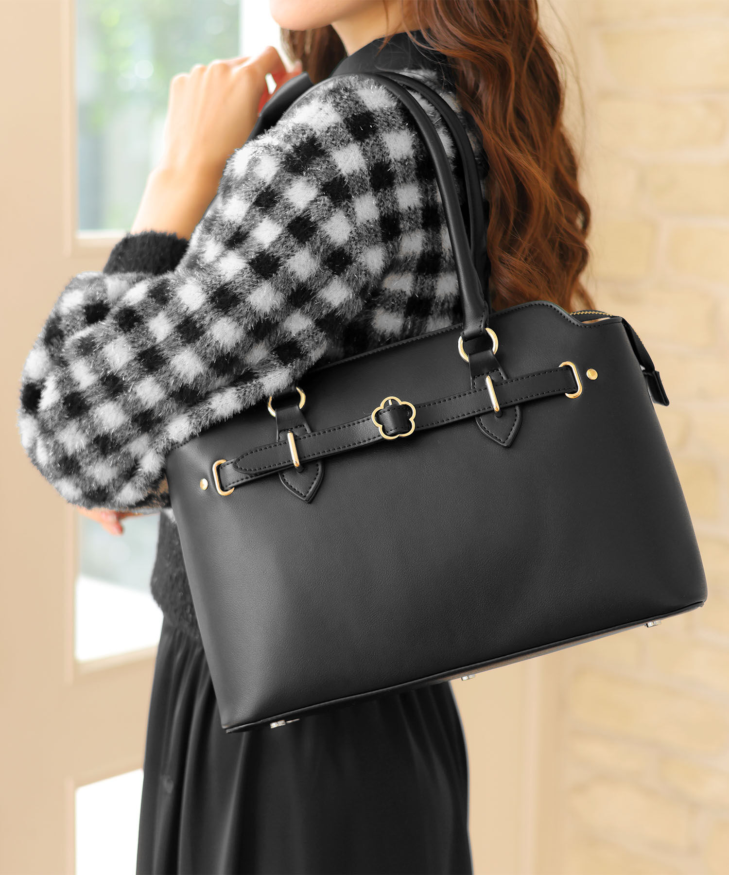 MARY QUANT「デイジーバックルベルト トート」|トートバッグ|ブラック