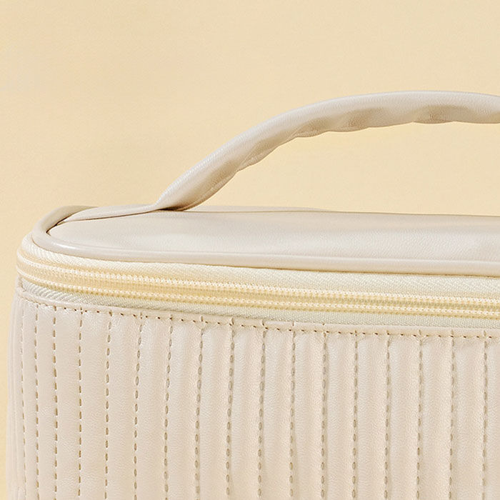 BACKYARD FAMILY「化粧ポーチ メイクポーチ 通販 バニティポーチ 旅行ポーチ ポーチ コスメ メイク 化粧」|ポーチ|