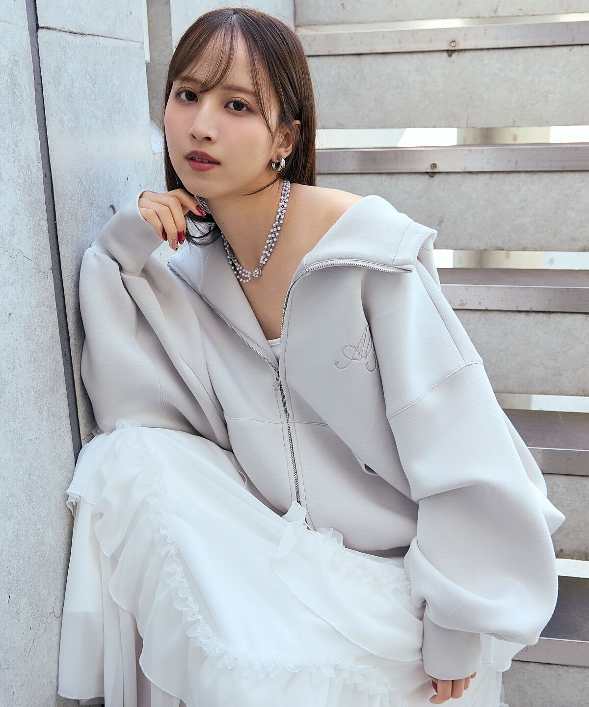 アンドクチュール「ロゴ刺繍ボンディングZIPパーカー」|パーカー|