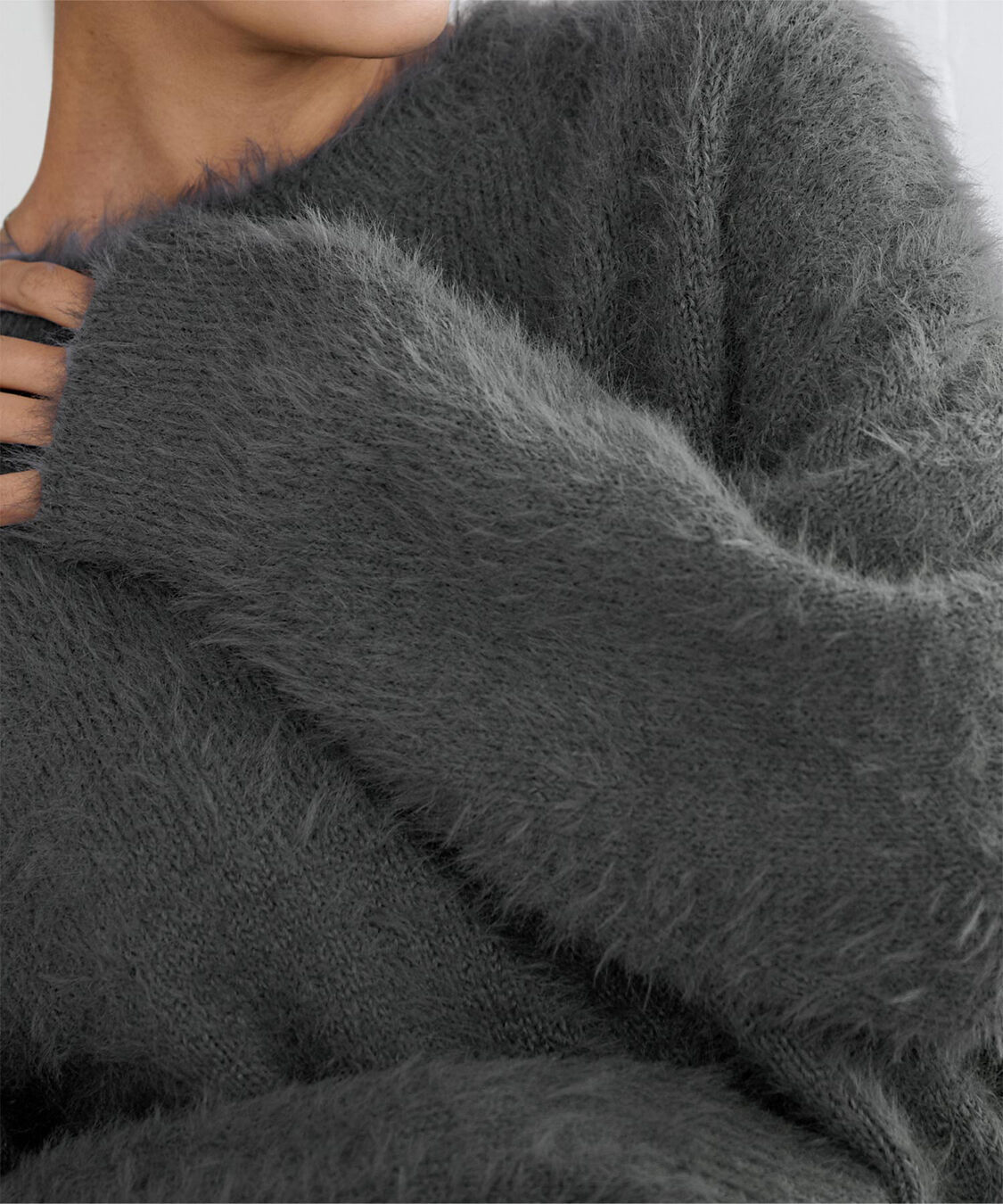 ur's「シャギーオーバーサイズニット」|ニット・セーター|