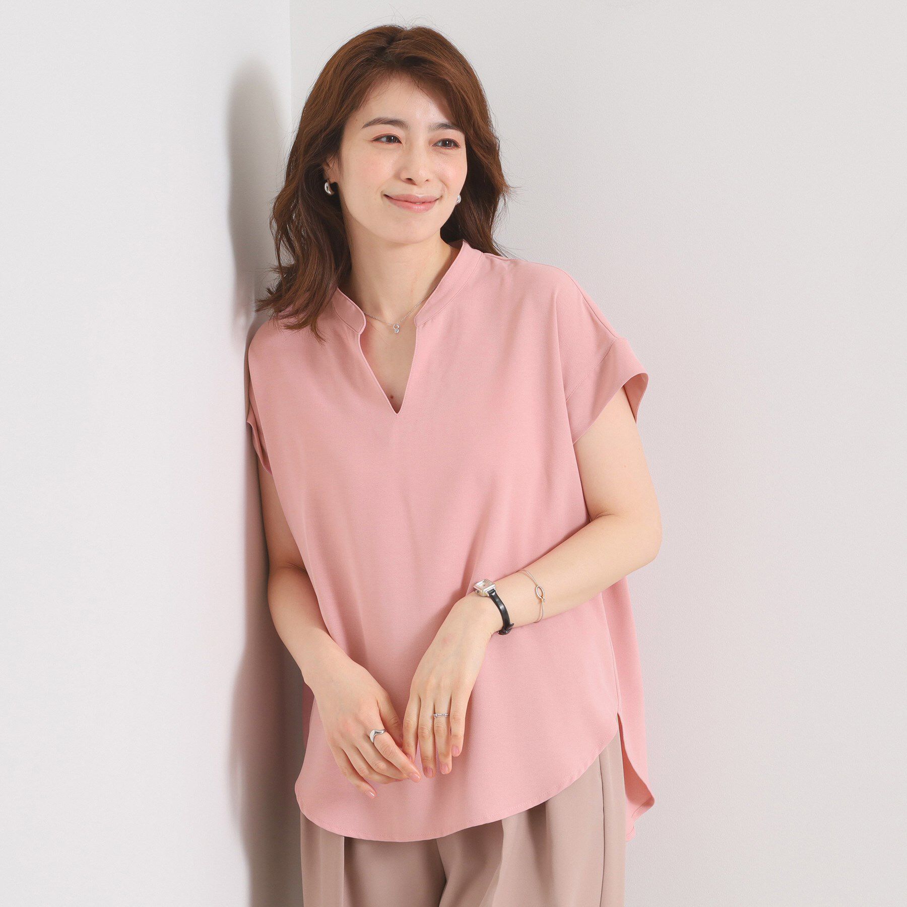ITS&rsquo;DEMO「【接触冷感／手洗い可】バックギャザーブラウス」|シャツ・ブラウス|ピンク(071)