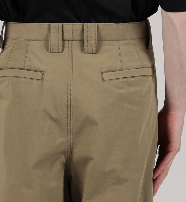 TOMORROWLAND MENS「コットンウェザー タックパンツ」|チノ|