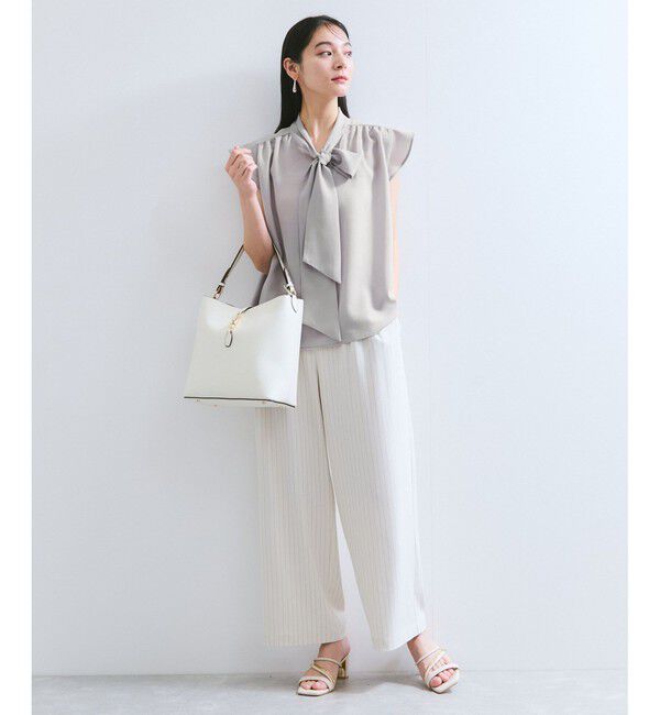 VIS「【WEB限定】【防シワ】フリルフレンチボウタイブラウス/通勤対応」|シャツ・ブラウス|