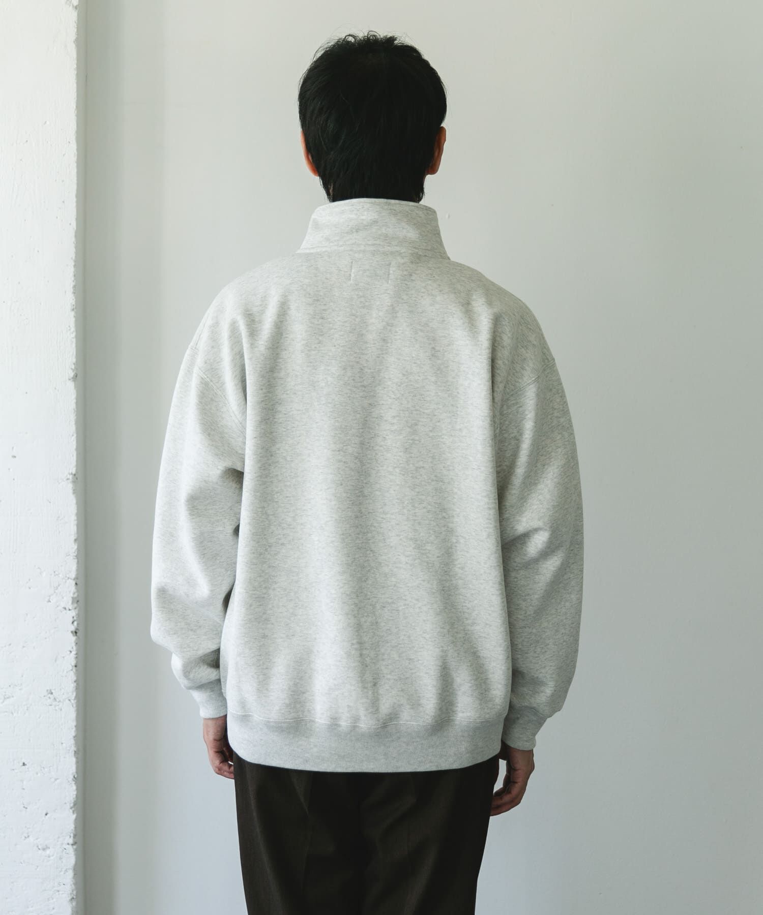 URBAN RESEARCH DOORS「『XLサイズ/WEB限定』『別注』PENNEYS&times;DOORS　THE FOX ハーフジップスウェット」|スウェット・ジャージ|