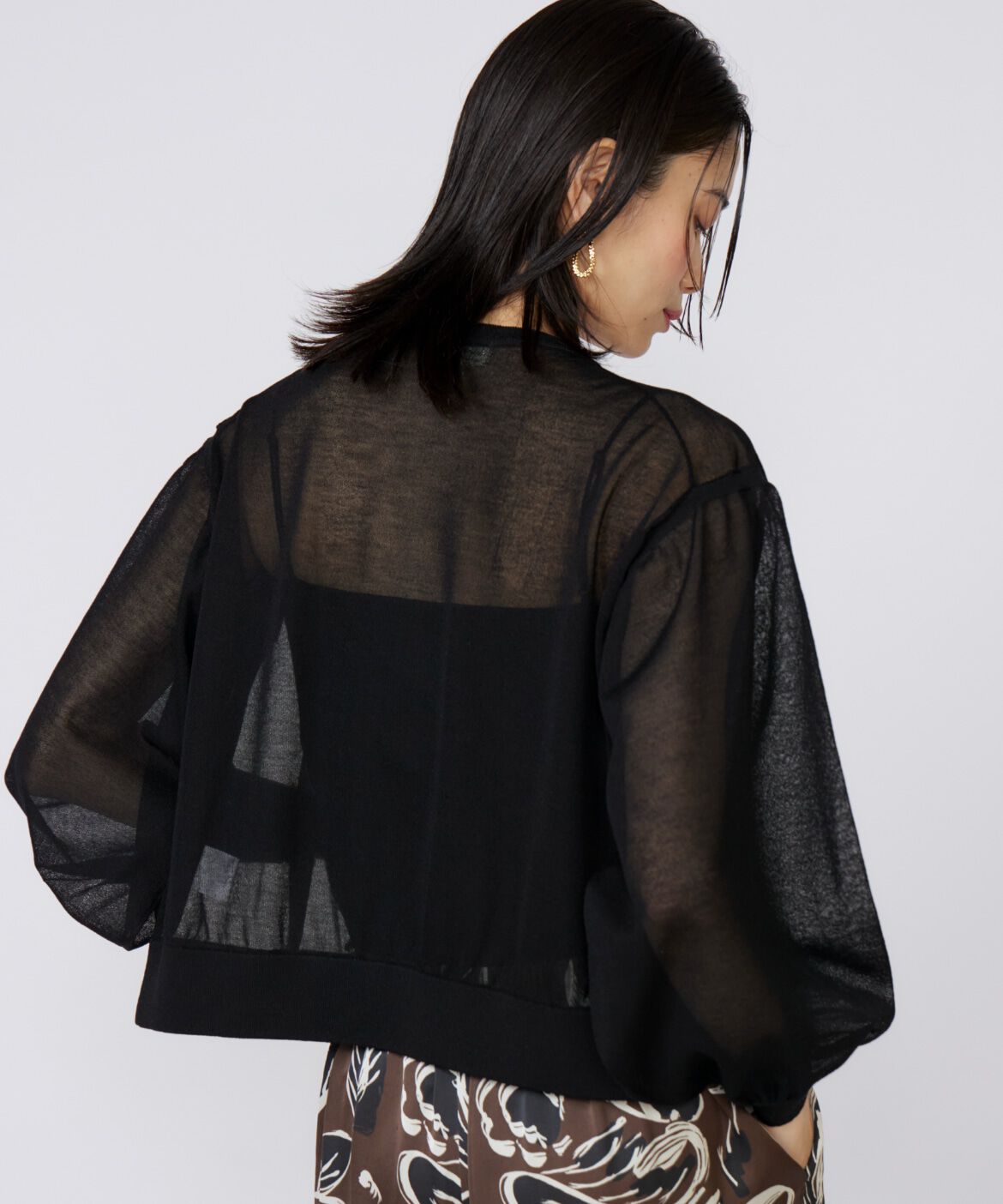 INED「シアーニットジップアップカーディガン」|カーディガン|