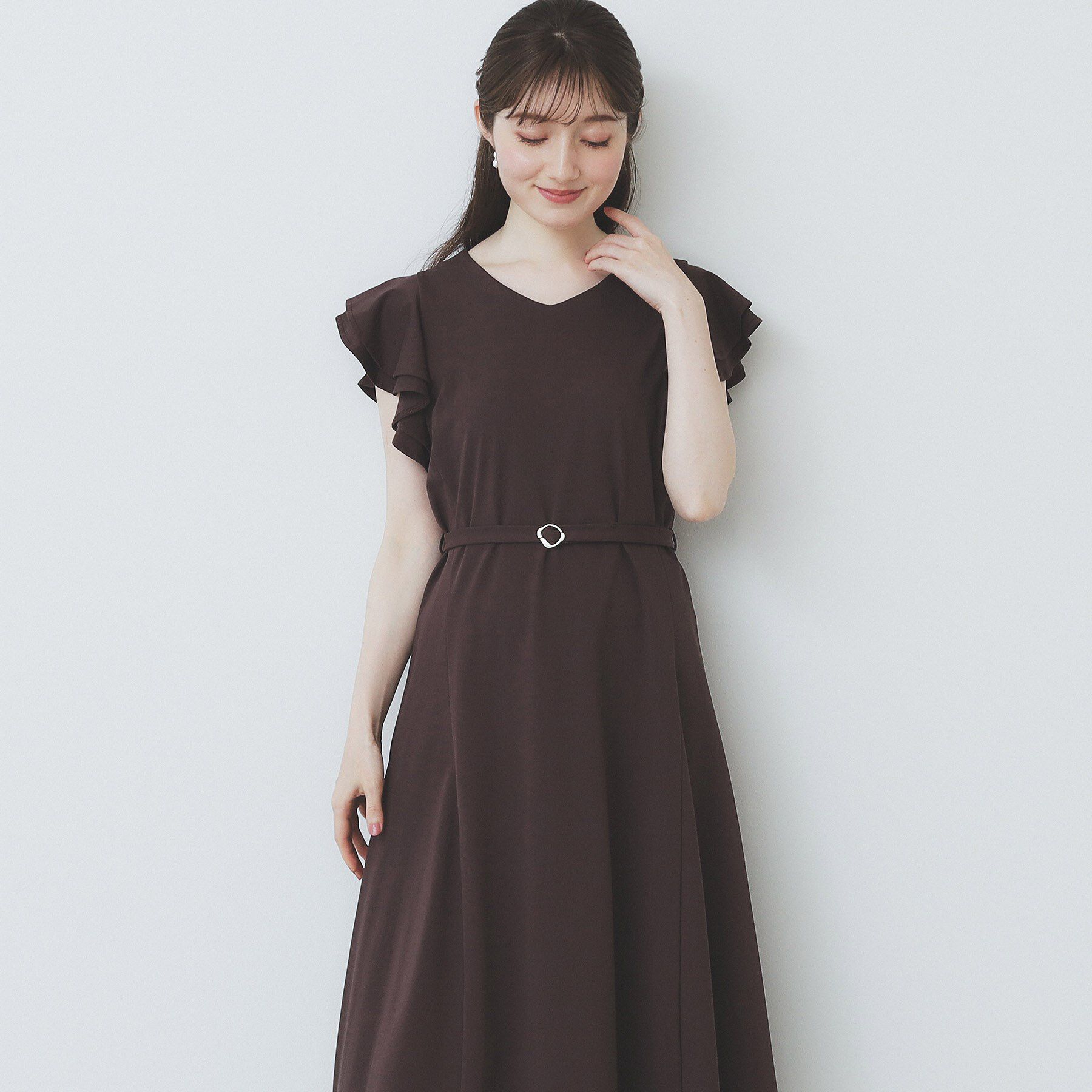 index「《5色展開/S-LLサイズ》シルケットVネックフレアワンピース【接触冷感/UVケア/洗濯機洗い可】」|ワンピース|ブラウン(044)
