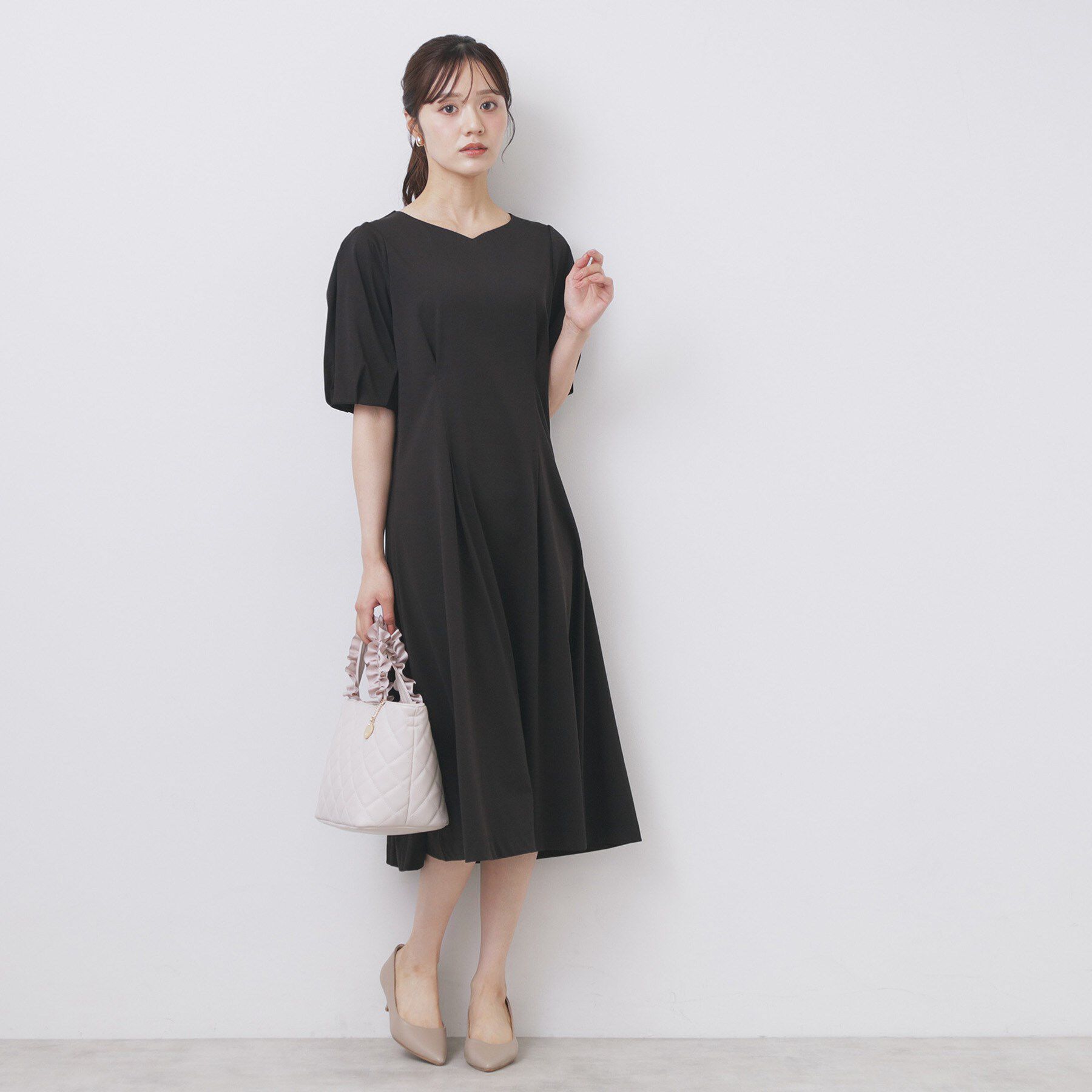 index「ハートネックパフワンピース【洗濯機洗い可/UVケア/接触冷感】」|ワンピース|