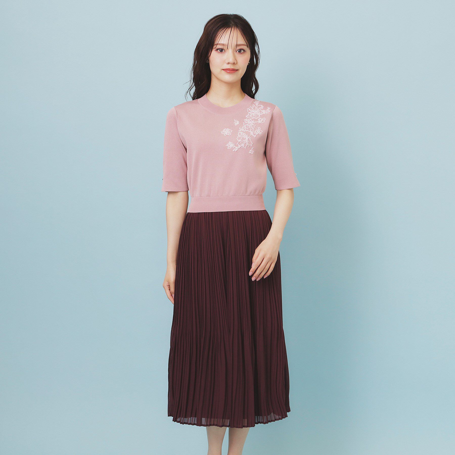 index「刺繍デザインドッキングプリーツワンピース【洗濯機OK】」|ワンピース|