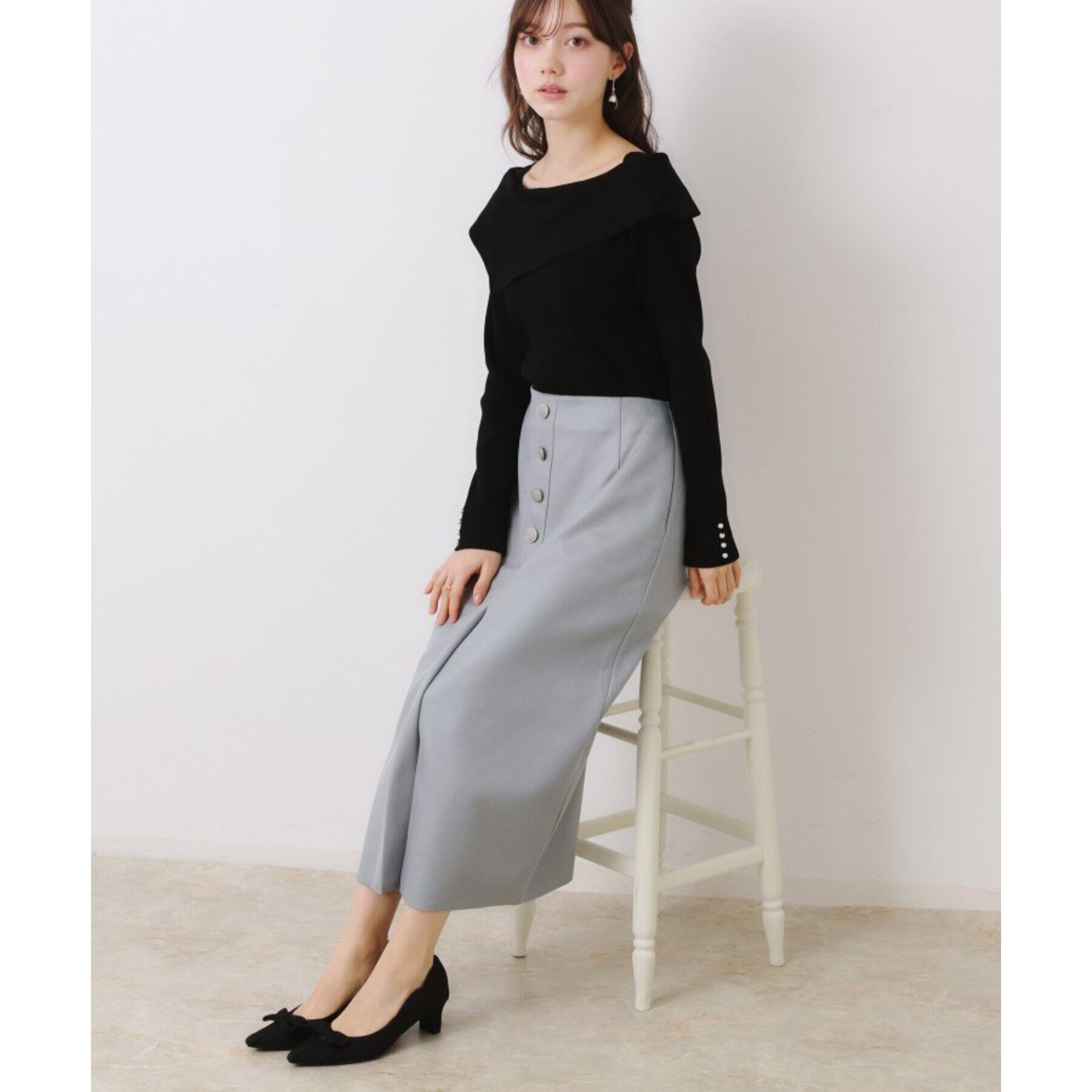 Couture broach「【体のラインを拾いにくい・お仕事にも】マシュマロスエード調タイト」|スカート|ブルー(091)