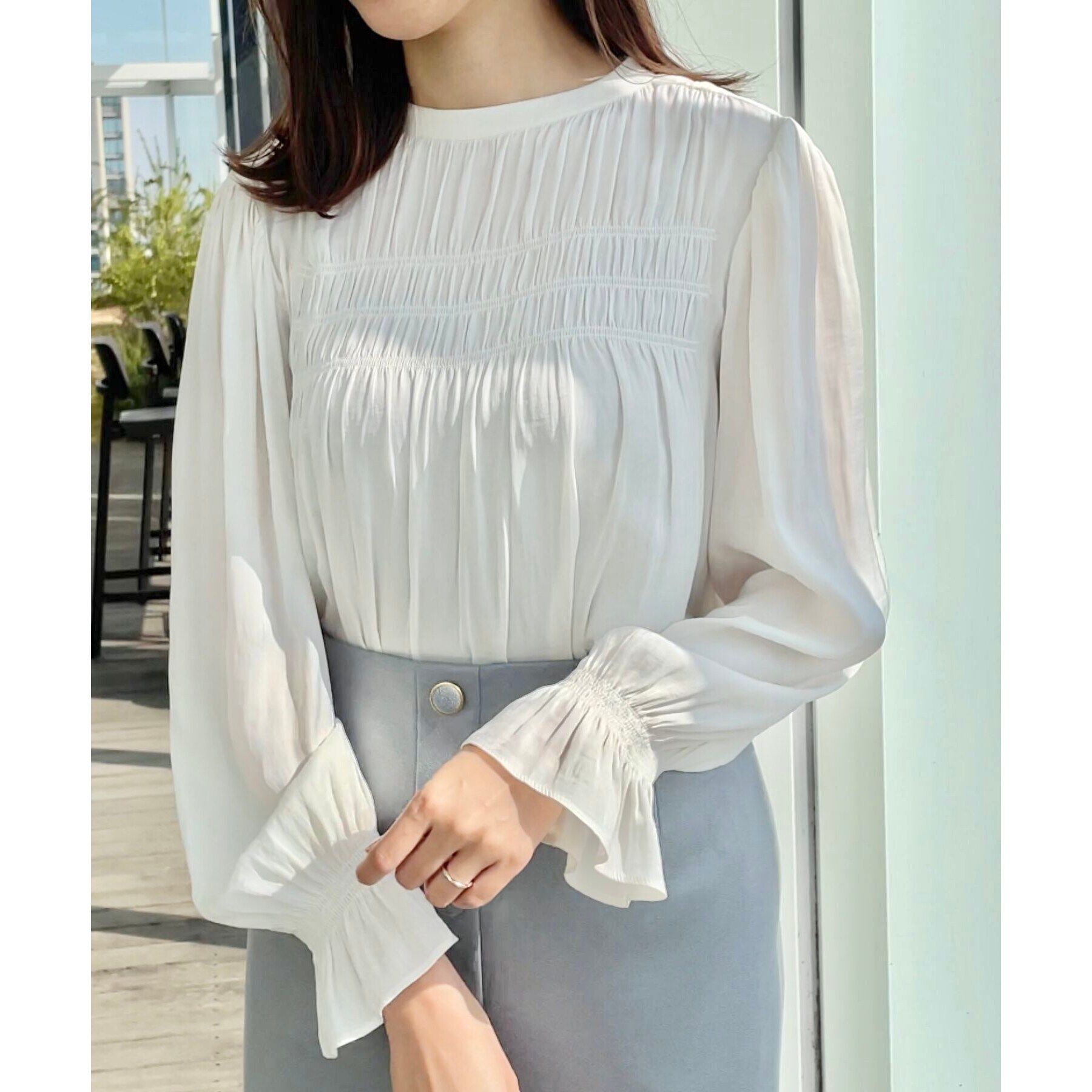 Couture broach「【通勤・大人可愛い】シャーリングギャザーブラウス」|シャツ・ブラウス|