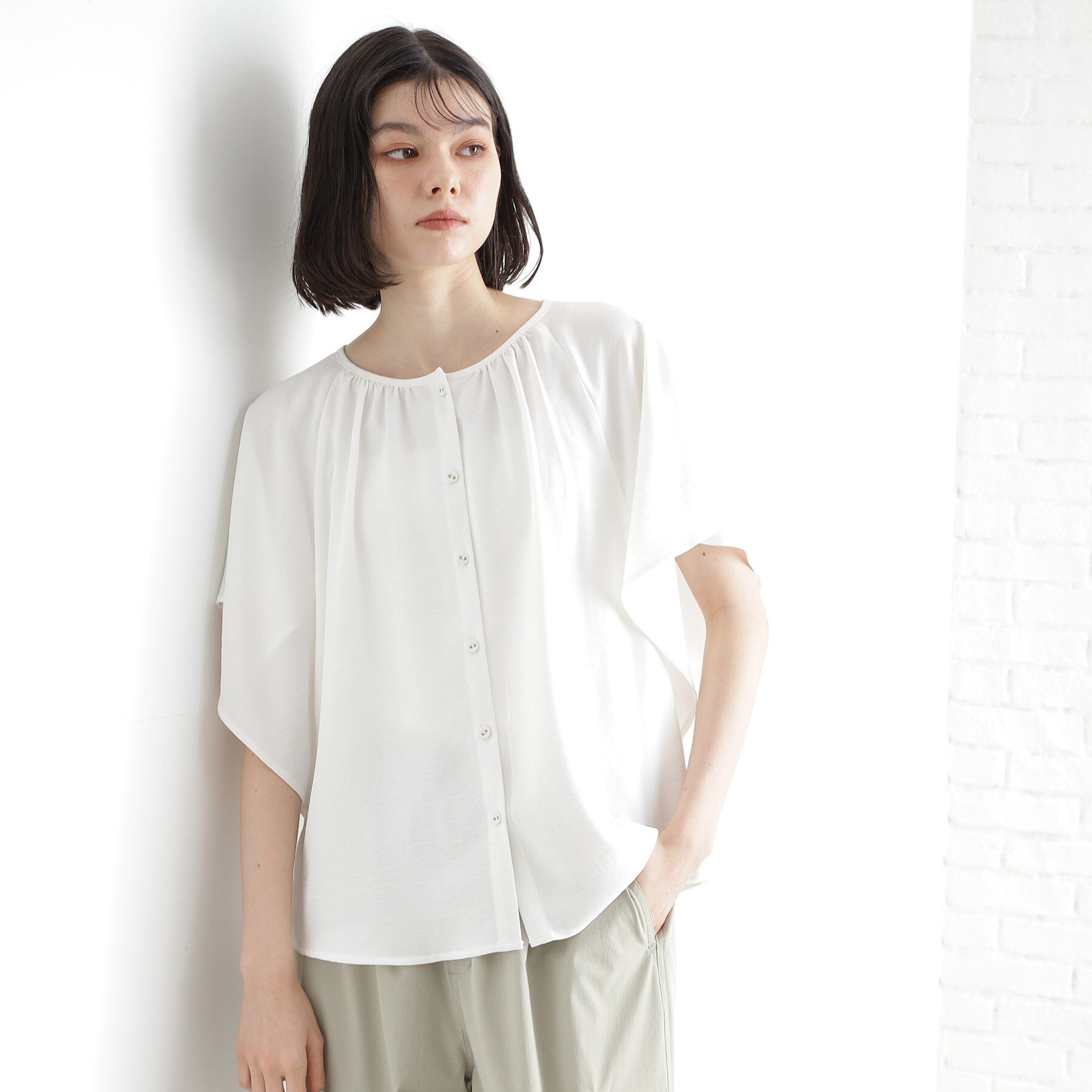 THE SHOP TK「袖フレアブラウス【防シワ／接触冷感／洗濯機OK/セットアップ可】」|シャツ・ブラウス|オフホワイト(003