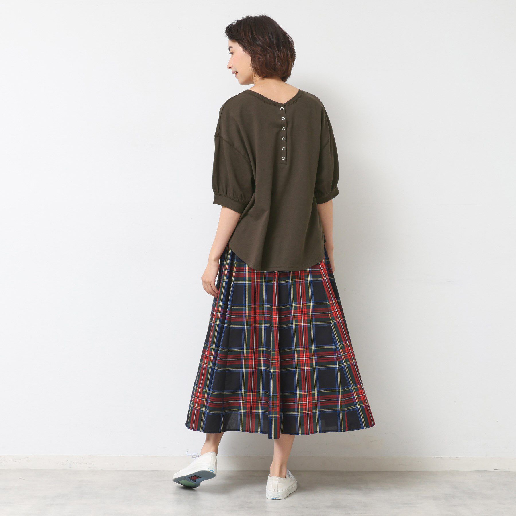 Dessin「【360度可愛い/前後2WAY/洗える】ライトコットンヘンリーカットソー」|Tシャツ・カットソー|